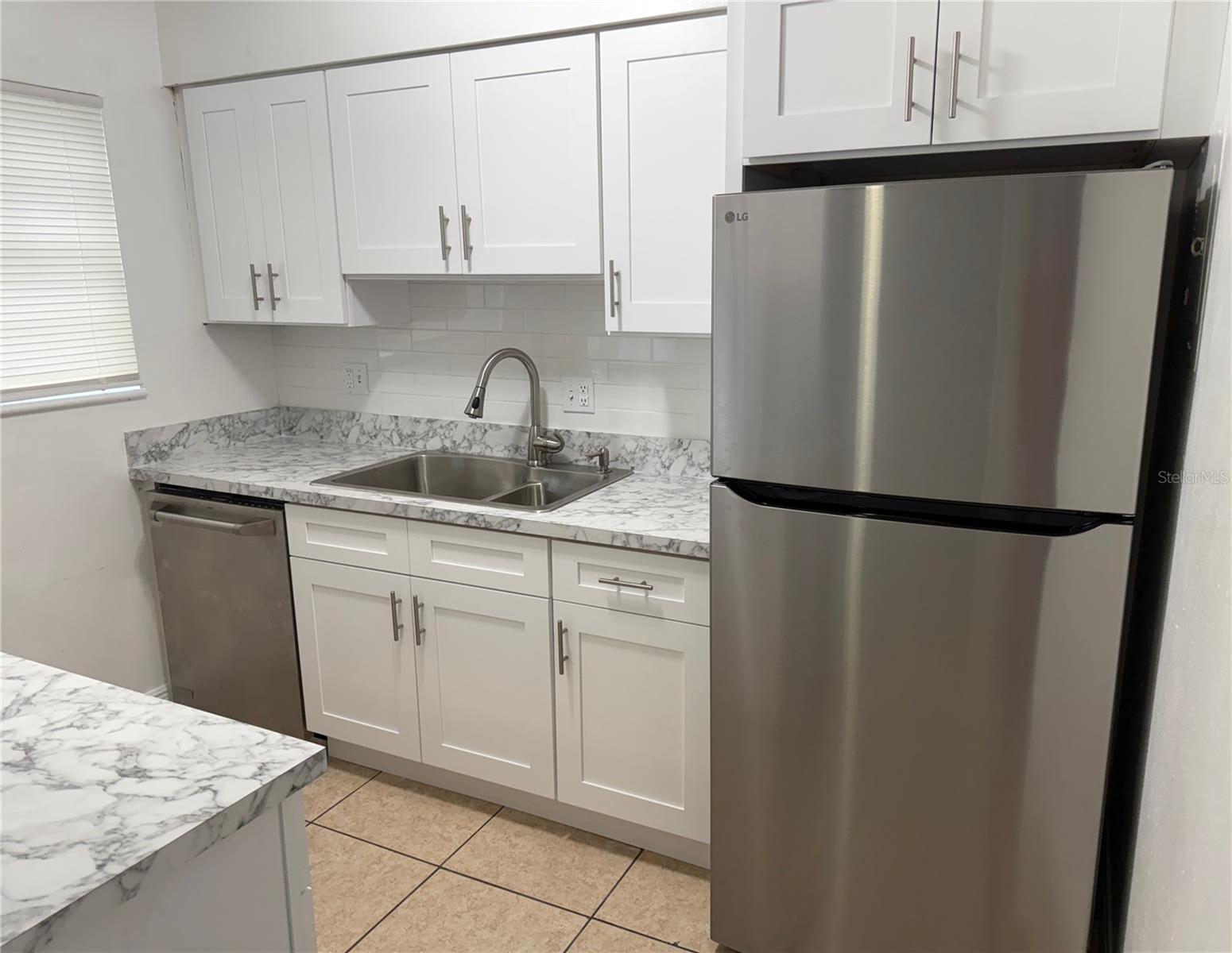 5325 Curry Ford Rd #g202 Property Photo 5