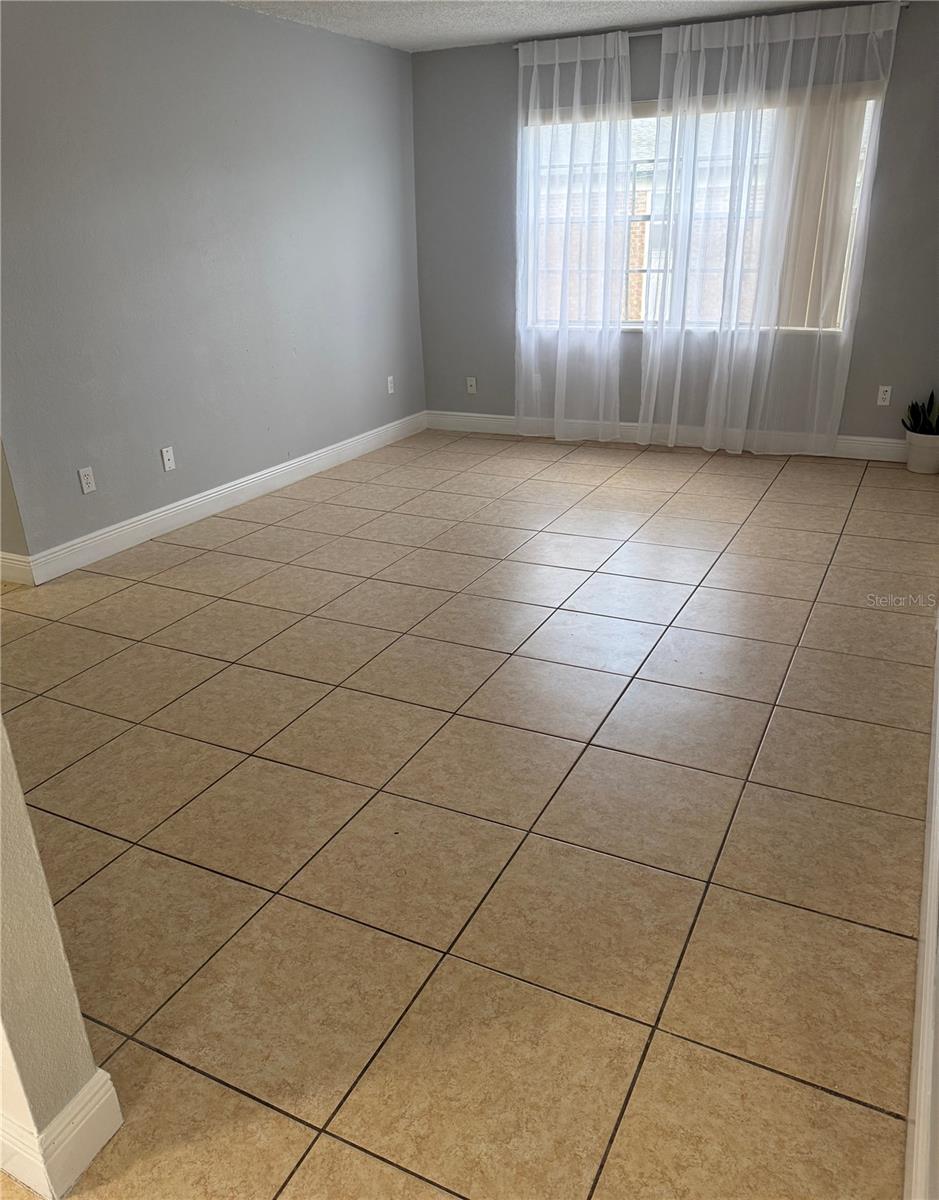 5325 Curry Ford Rd #g202 Property Photo 14