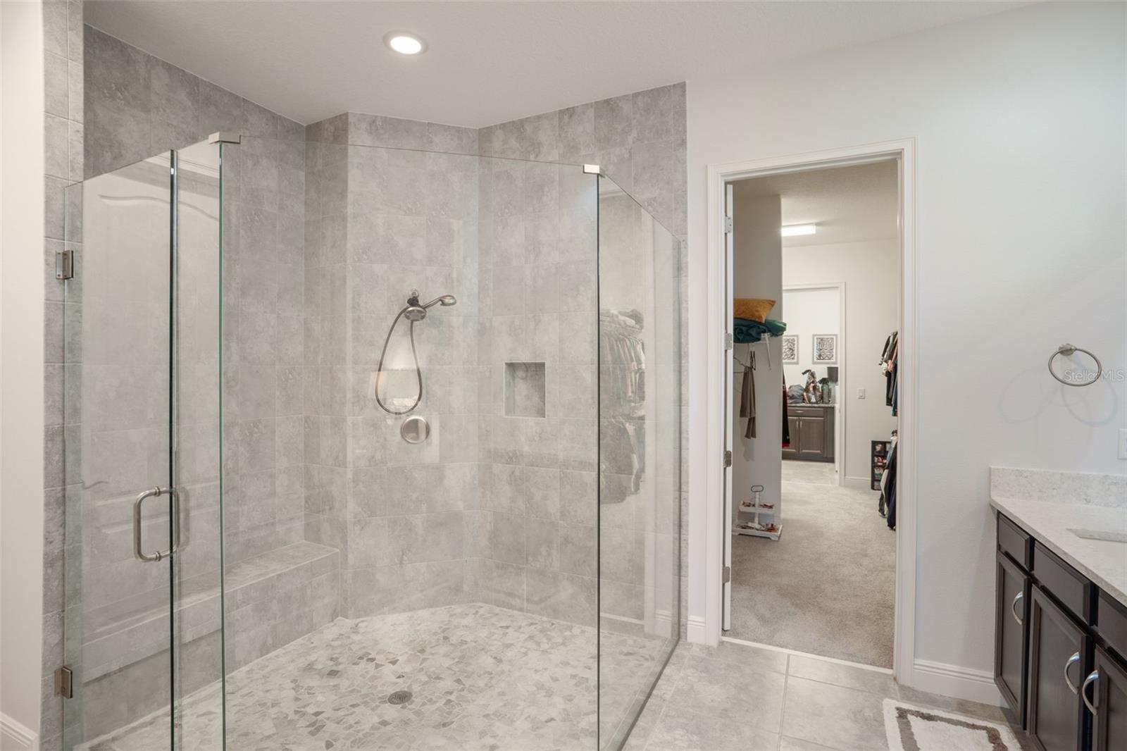 13109 Stanthorne Ave Property Photo 31