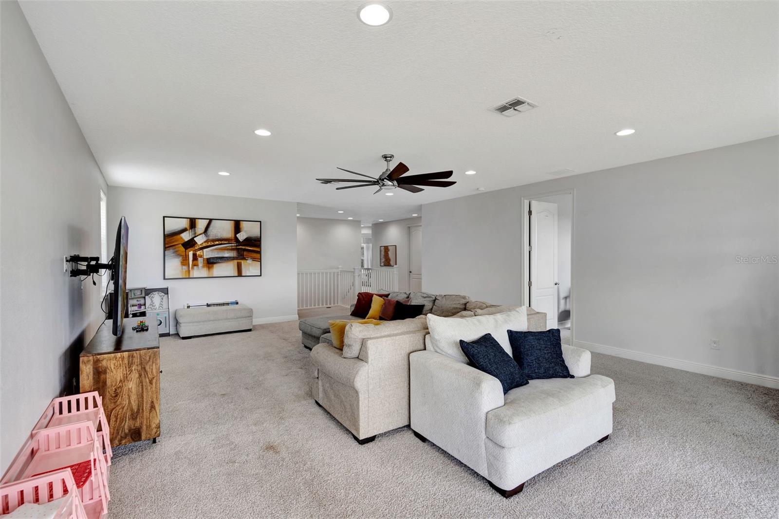 13109 Stanthorne Ave Property Photo 38