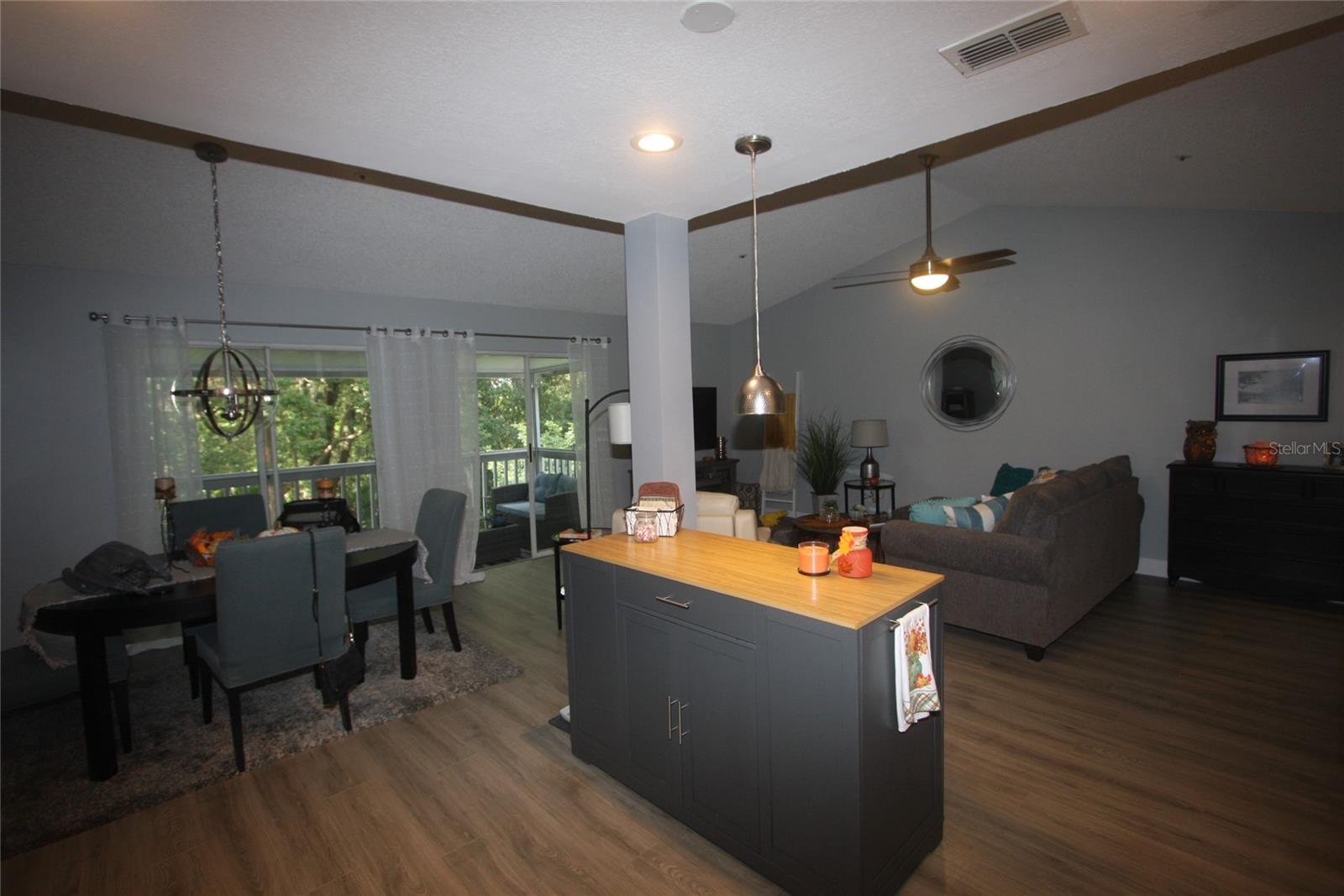 810 Loch Calder #25 Property Photo 5