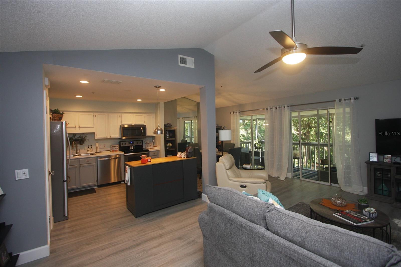 810 Loch Calder #25 Property Photo 6