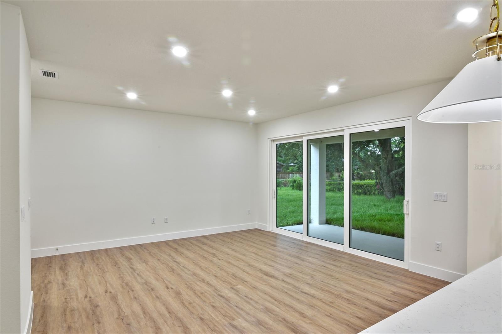1030 Wilks Ave Property Photo 15