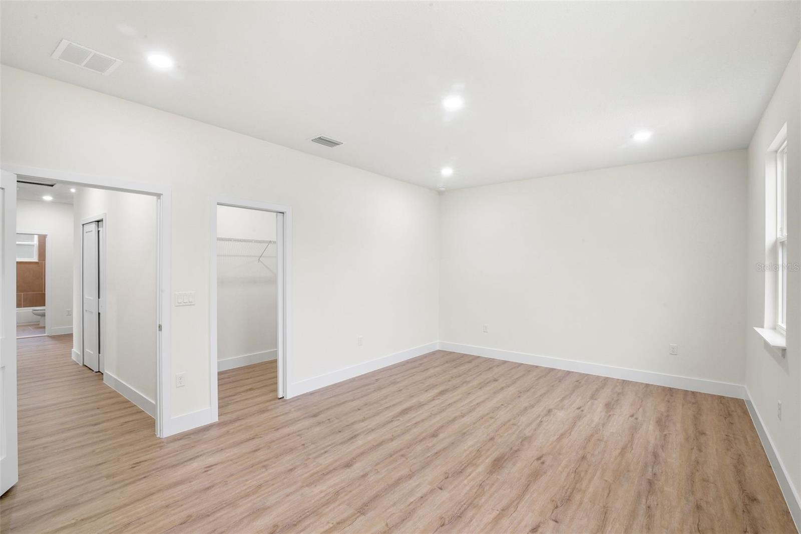 1030 Wilks Ave Property Photo 37