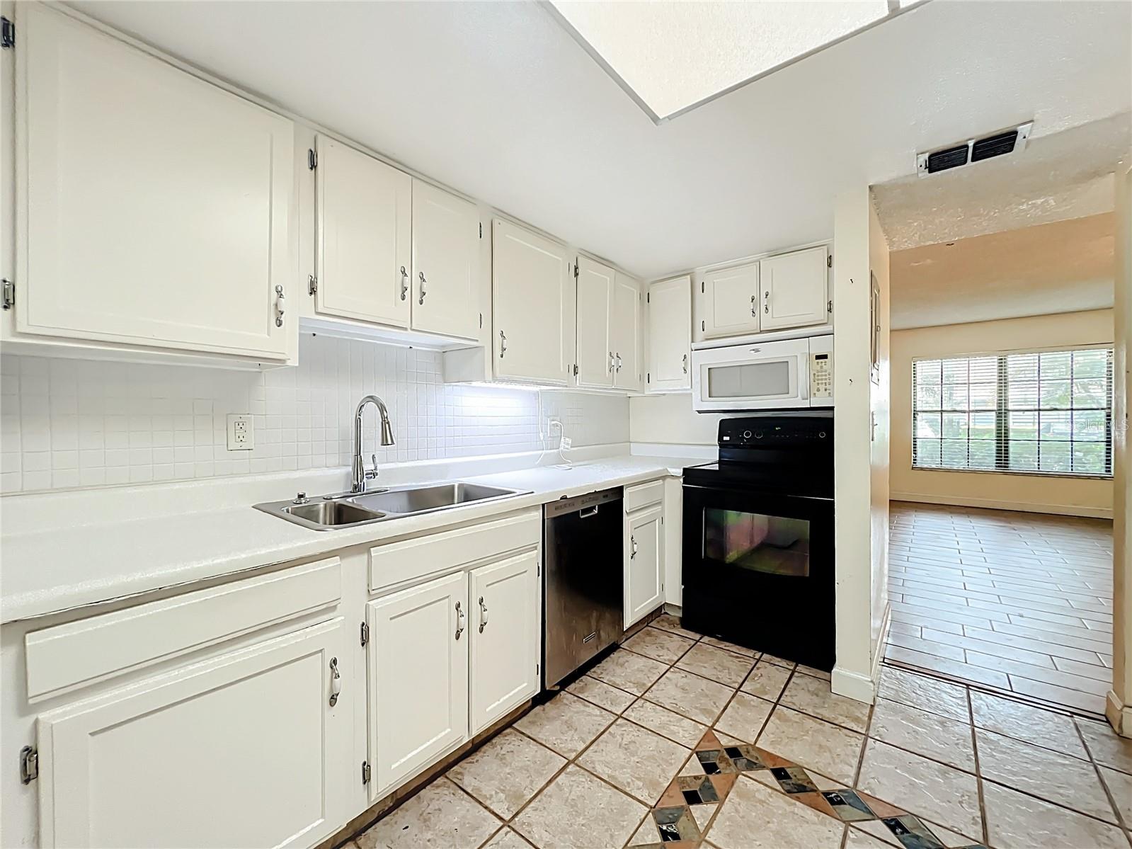 6034 Village Cir #ge Property Photo 17