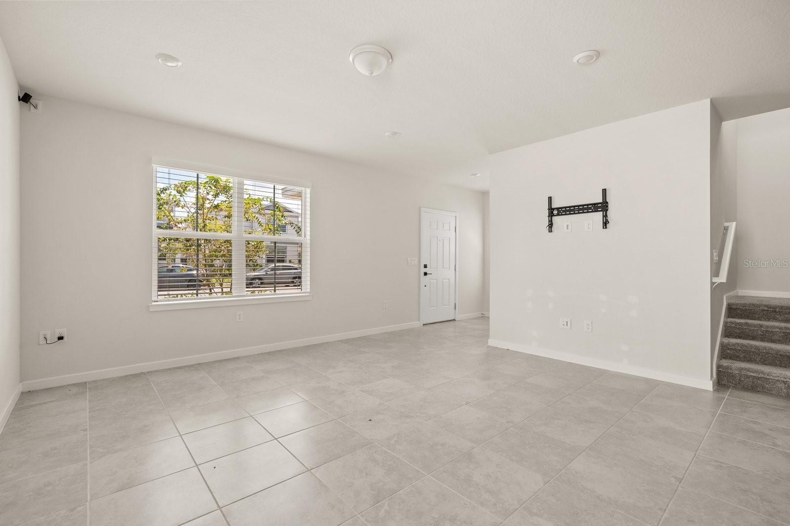 4066 Feather Tree Dr Property Photo 4