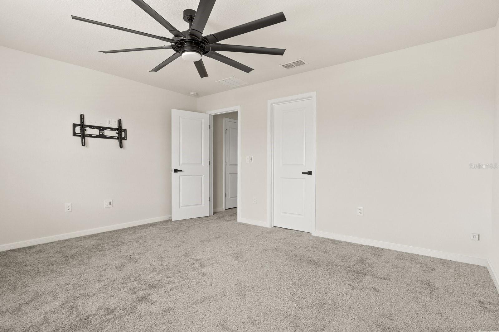 4066 Feather Tree Dr Property Photo 7