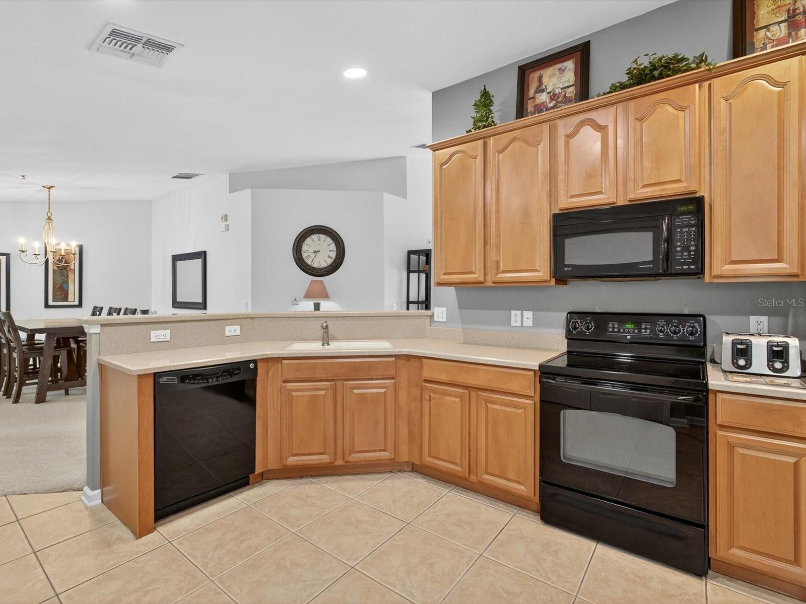 8360 Quimby Cir #. Property Photo 9