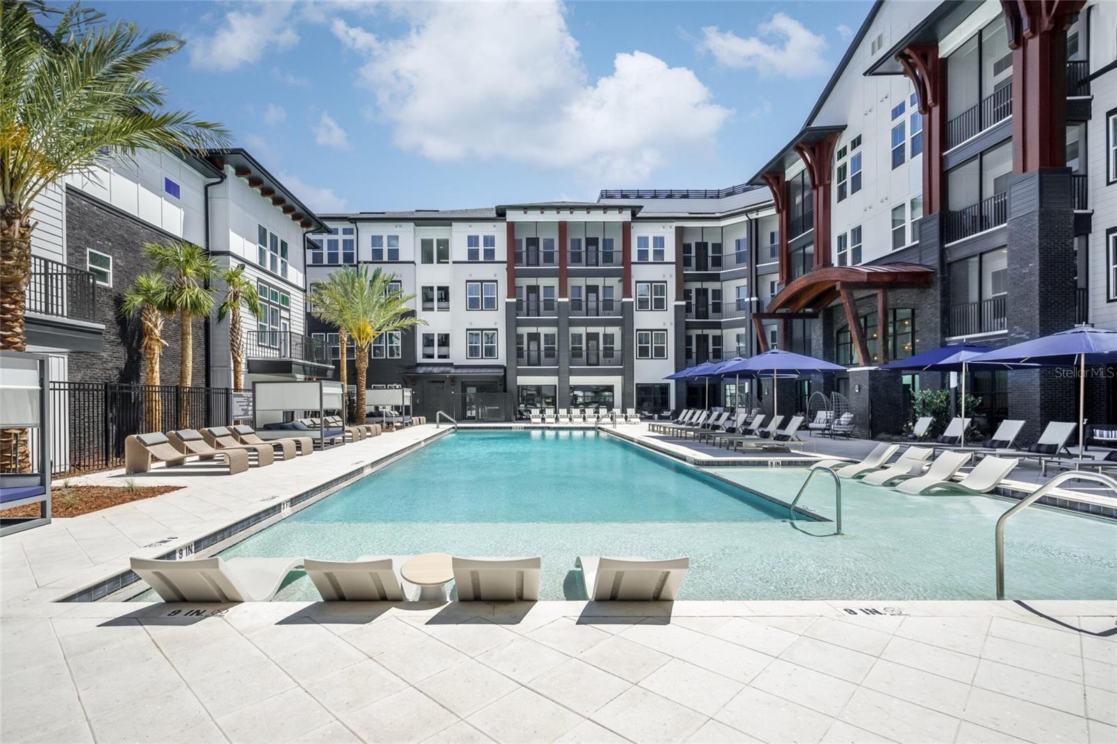20191 SABAL PALM CT #B2 Property Photo 1