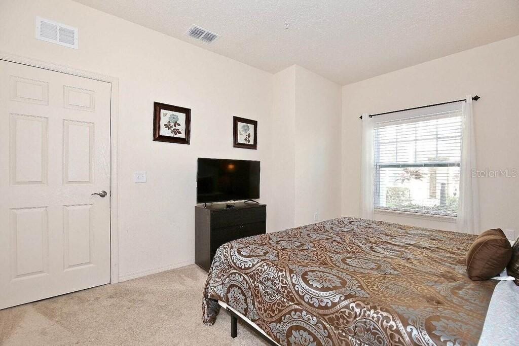 3211 Wish Ave Property Photo 13