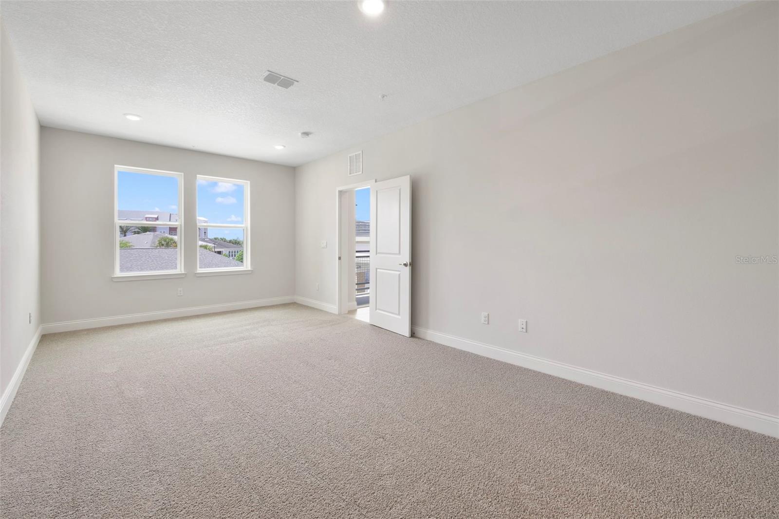 7545 Laureate Blvd #7208 Property Photo 15