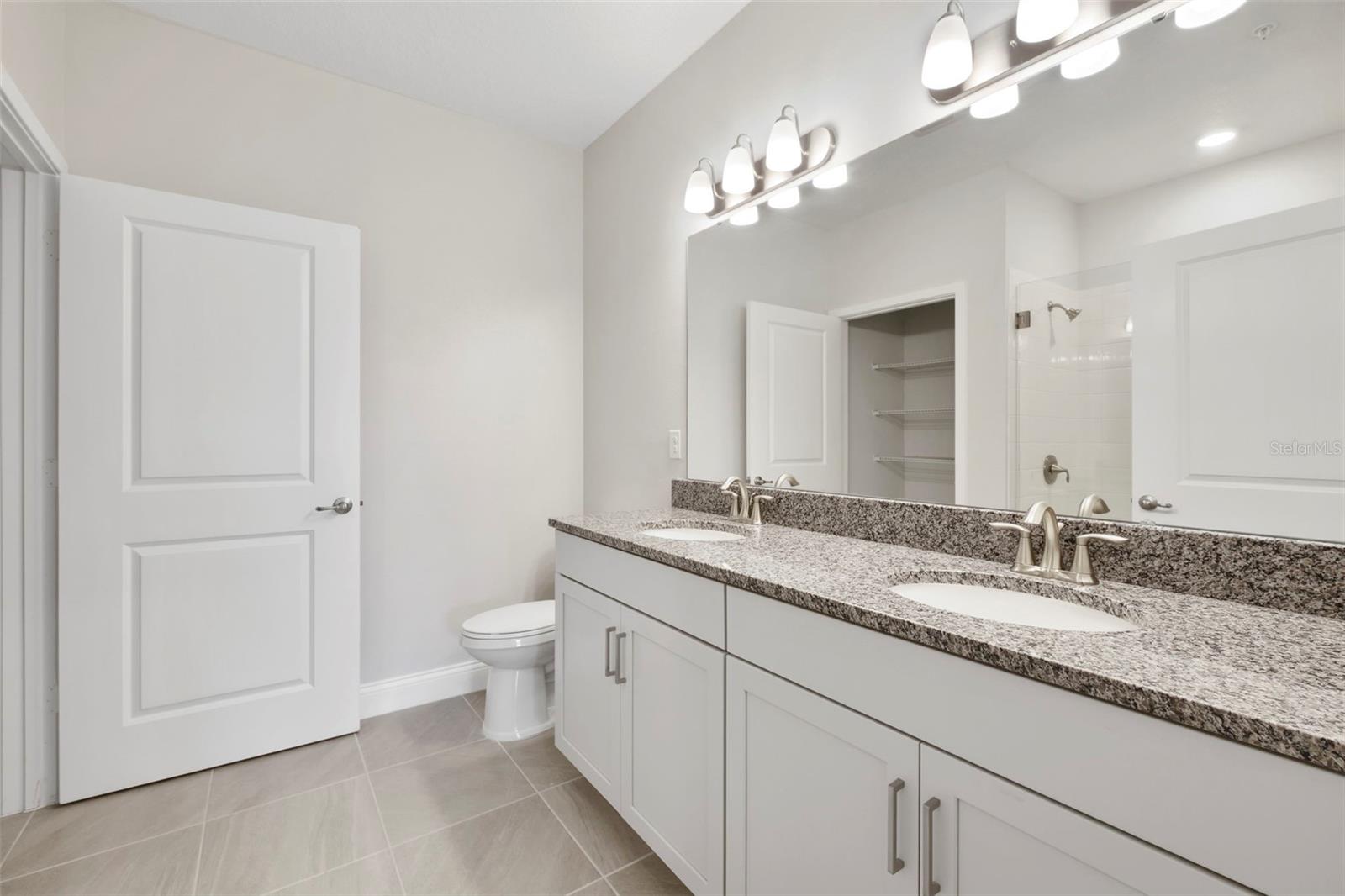 7545 Laureate Blvd #7208 Property Photo 17