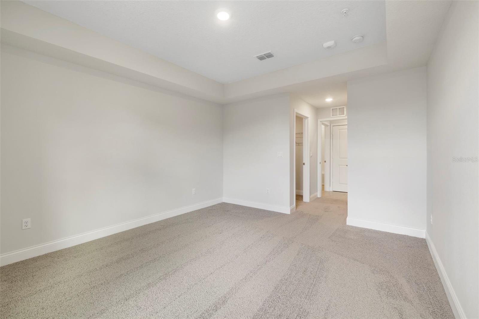 7545 Laureate Blvd #7208 Property Photo 22