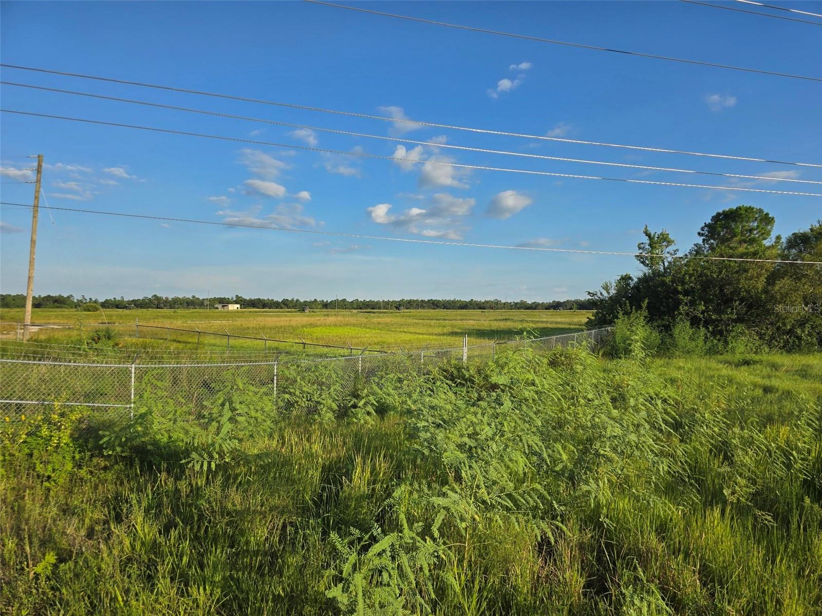 International Dr Property Photo 1