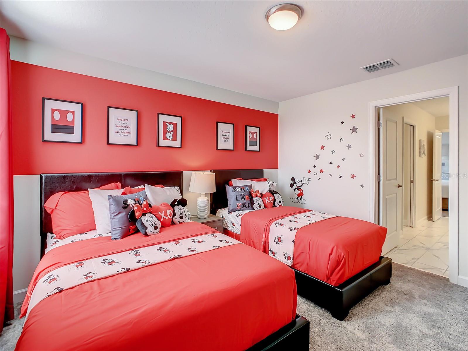 8814 Interlocking Ct Property Photo 12