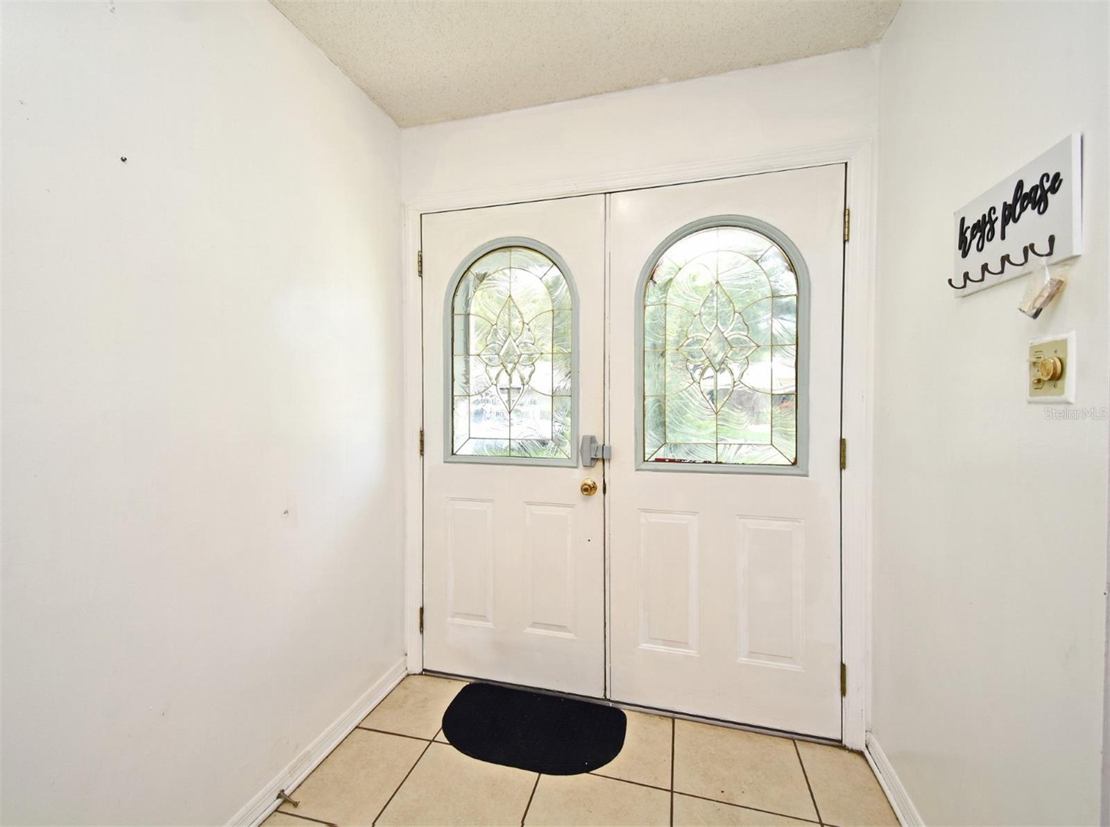 5133 Brenda Dr Property Photo 3