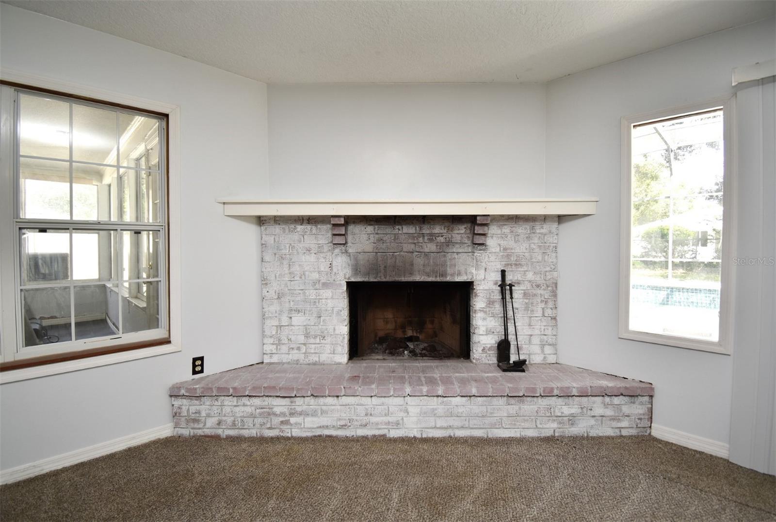 5133 Brenda Dr Property Photo 4