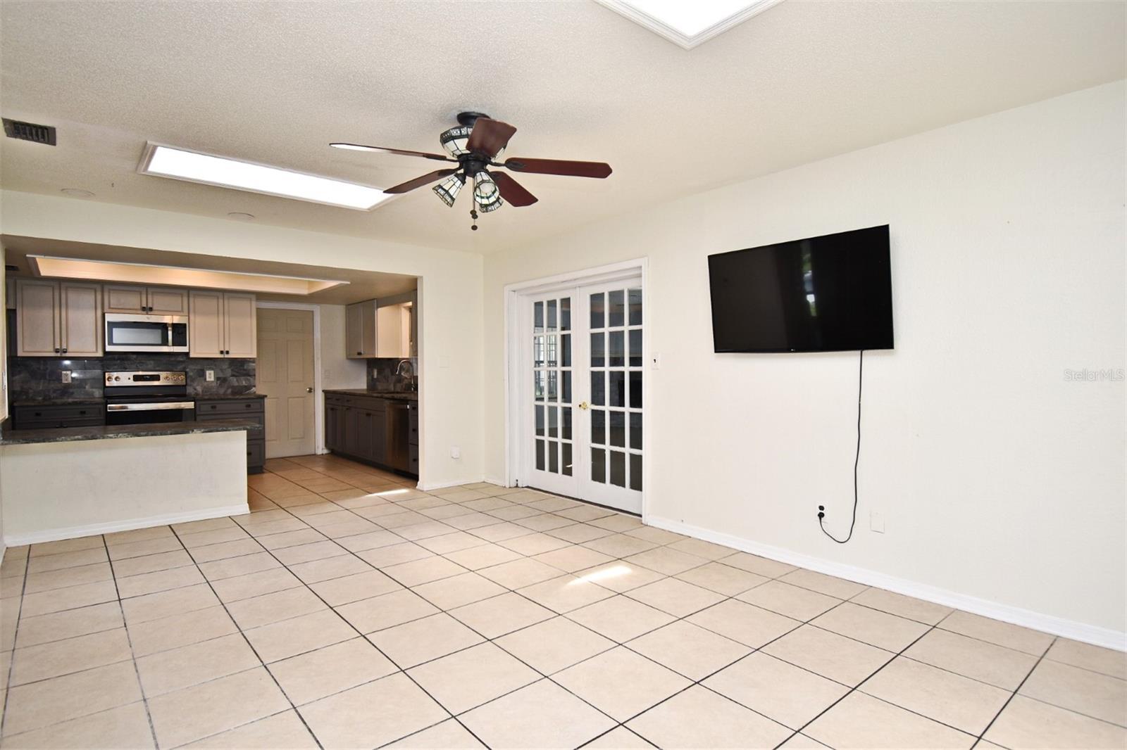 5133 Brenda Dr Property Photo 16