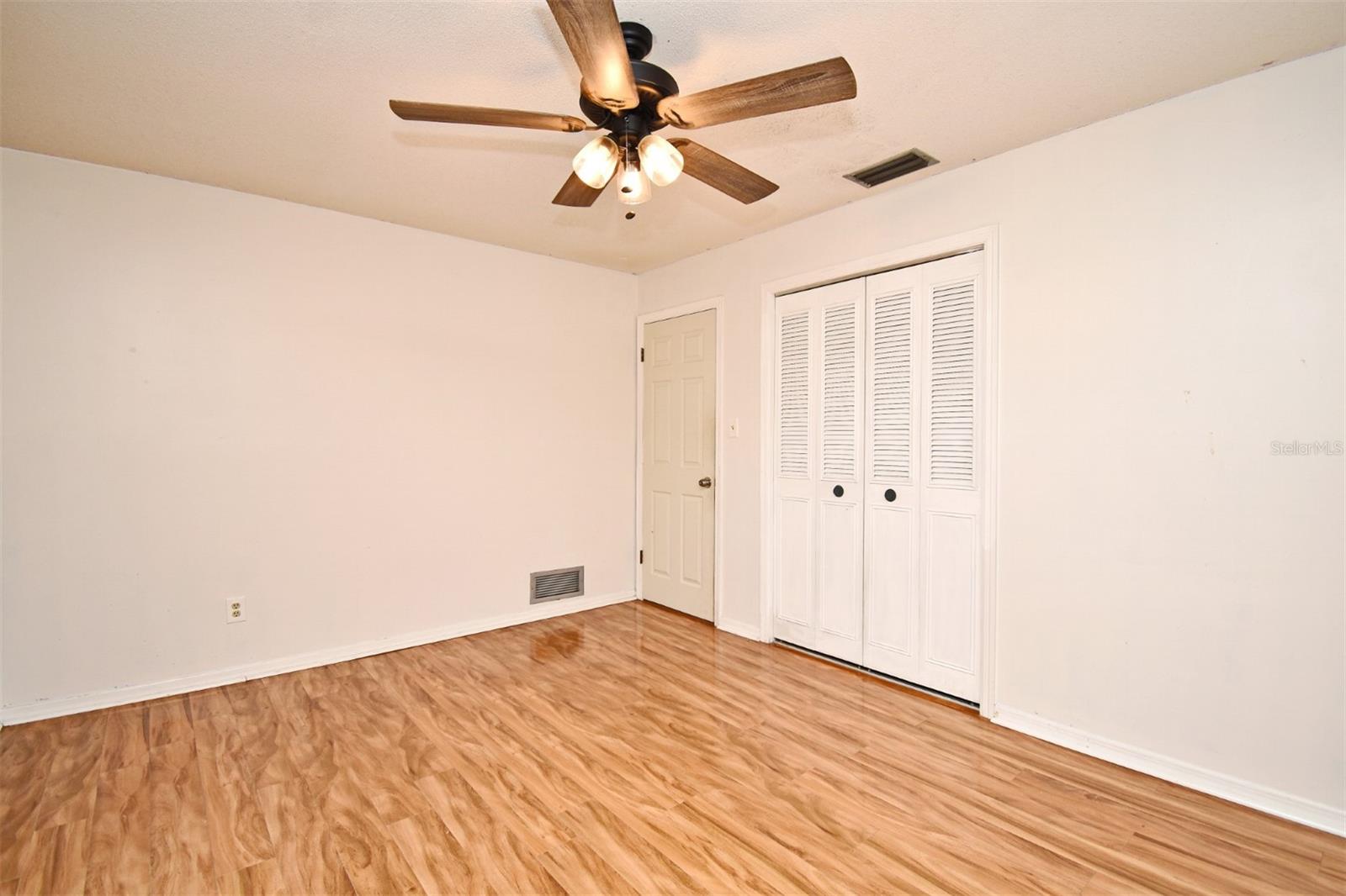 5133 Brenda Dr Property Photo 32