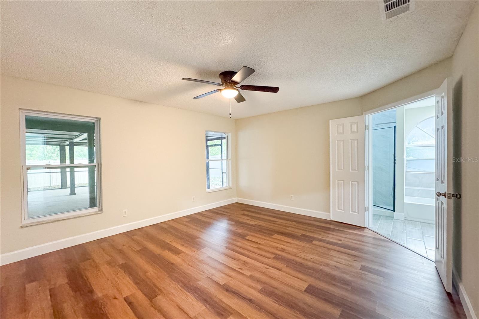 515 Bentley St Property Photo 19