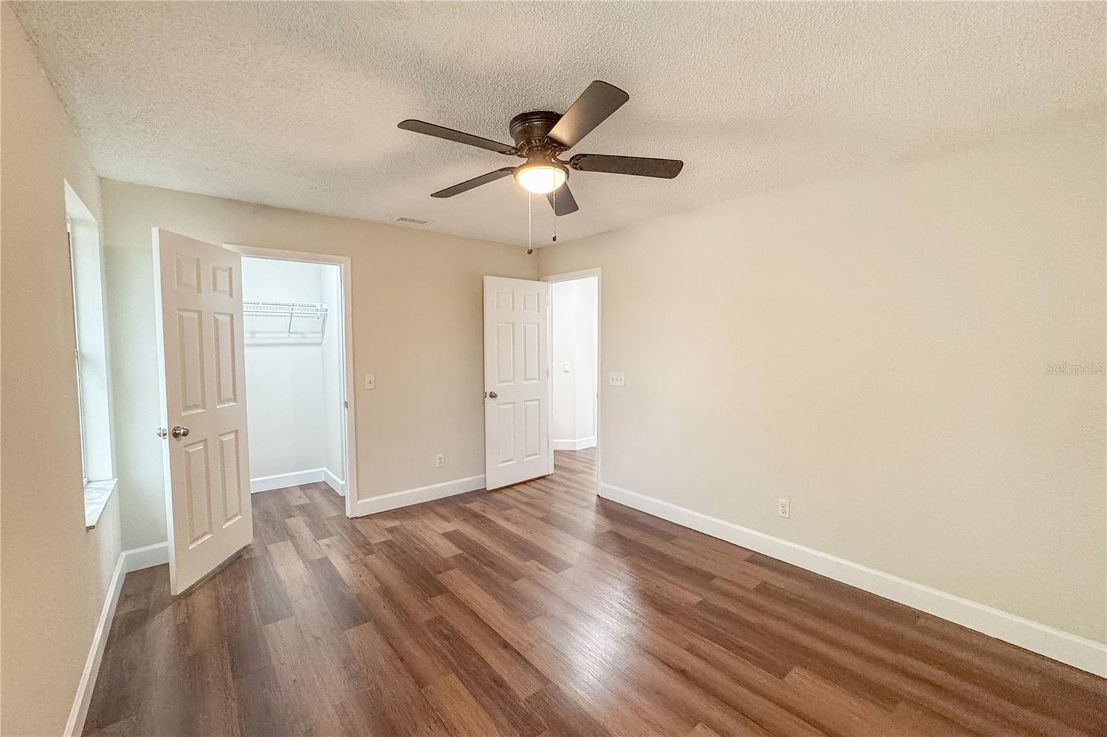 515 Bentley St Property Photo 38