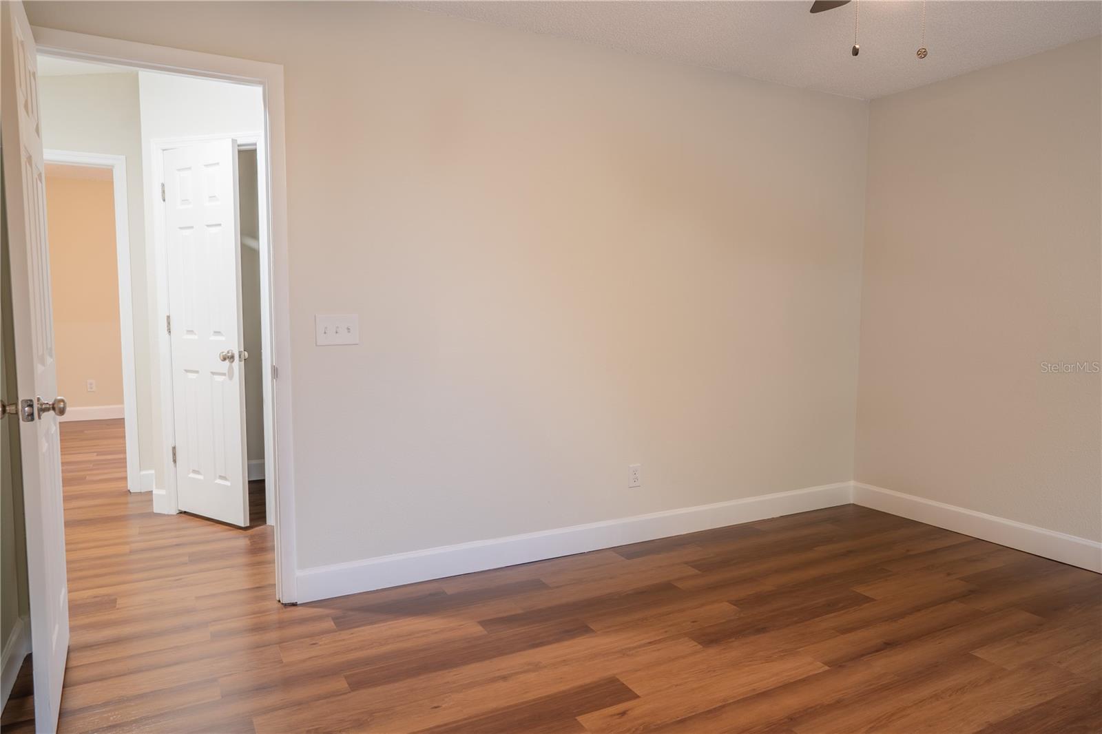 515 Bentley St Property Photo 39
