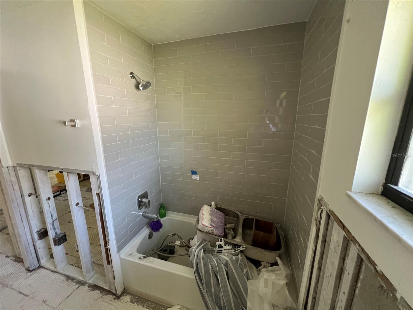1498 Stone Trl Property Photo 7