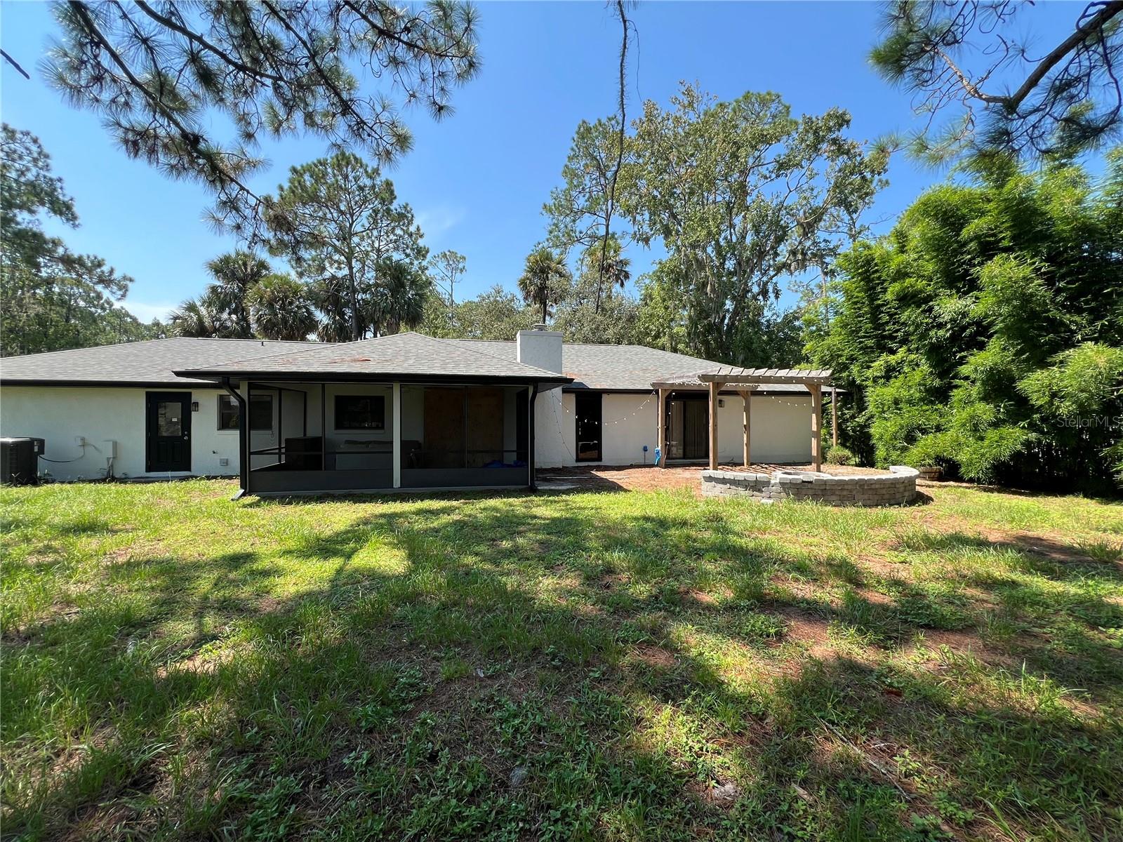 1498 Stone Trl Property Photo 14