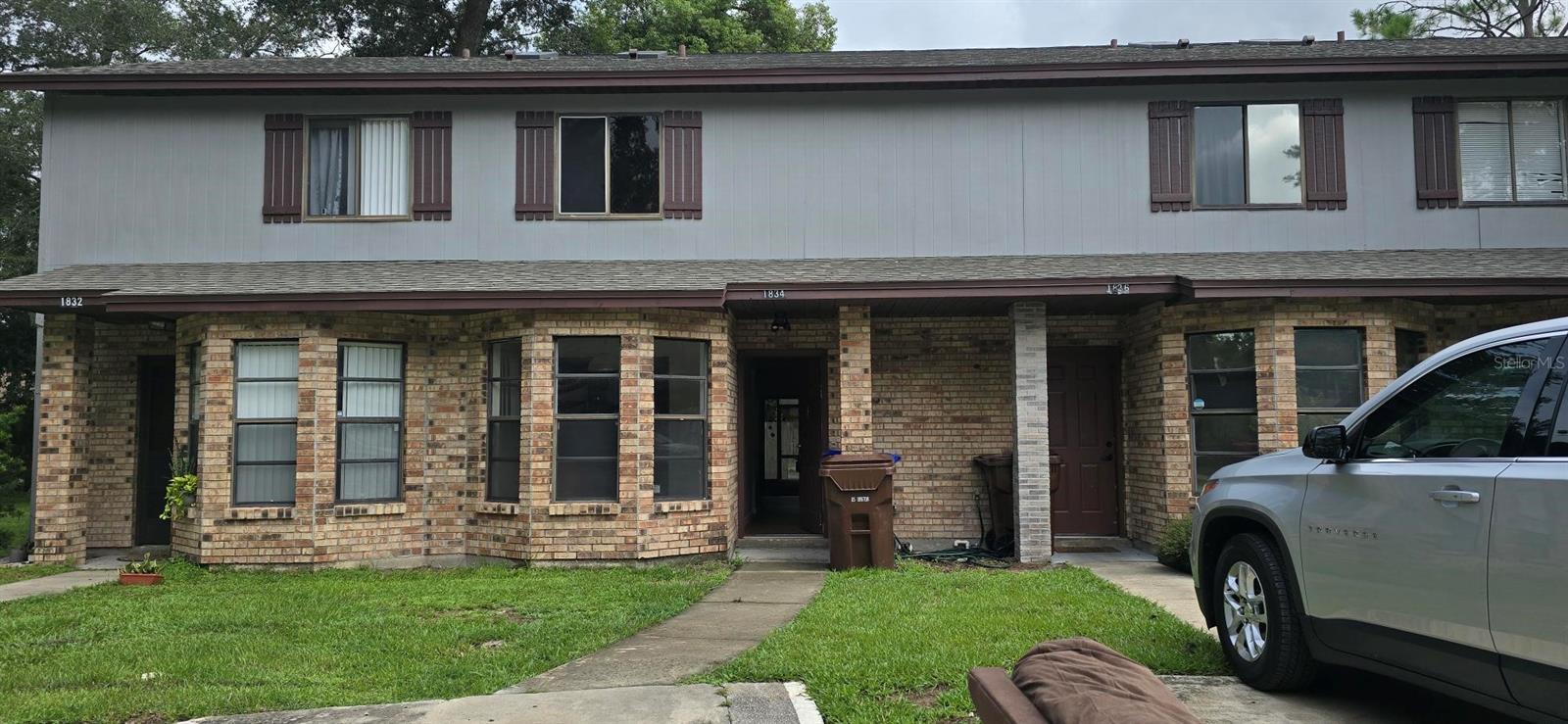 1834 Foxhall Cir Property Photo 1