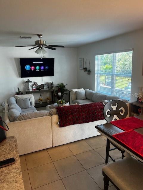 3449 Acapulco Cir Property Photo 3