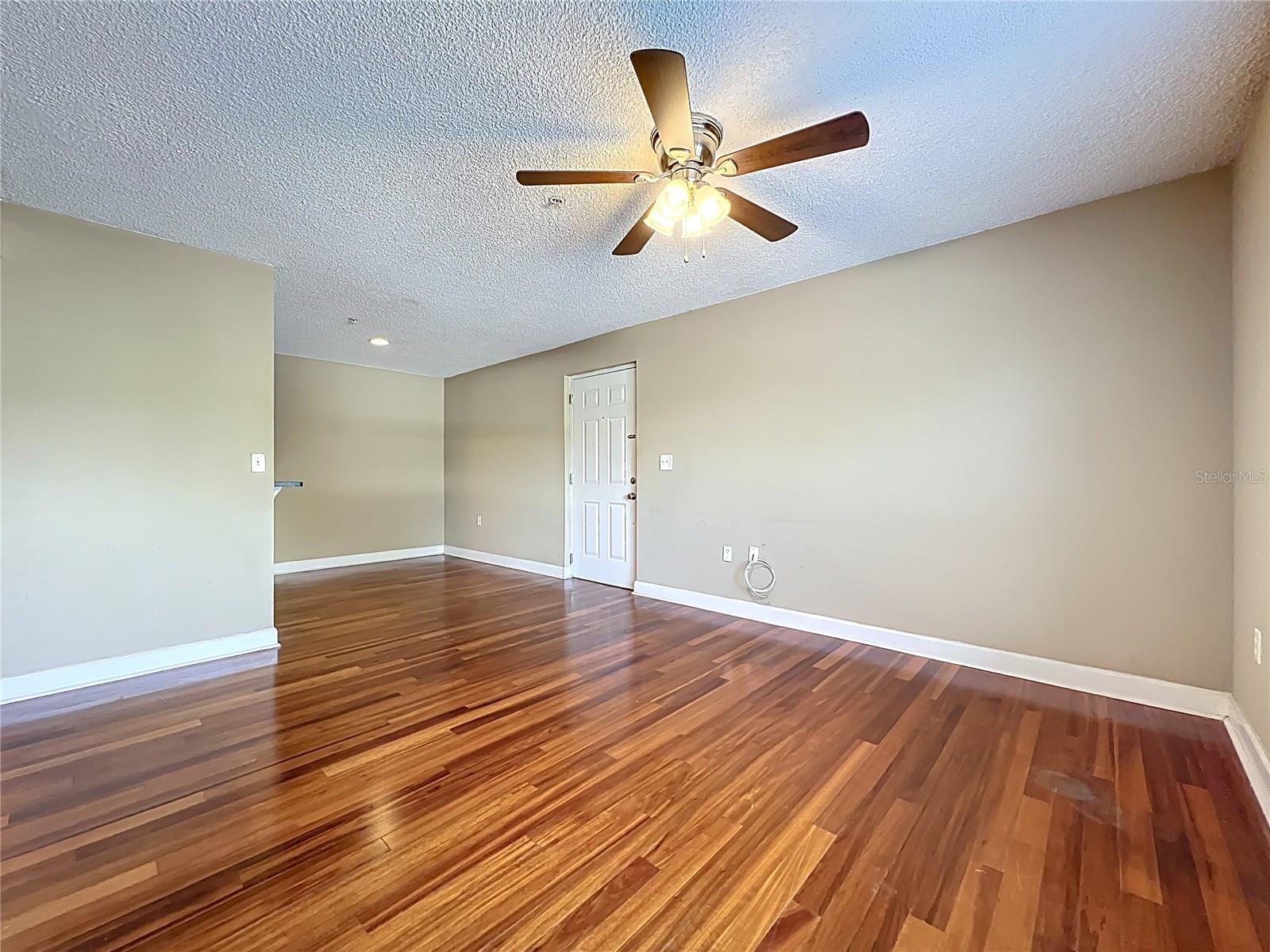 2065 Dixie Belle Dr #2065m Property Photo 13