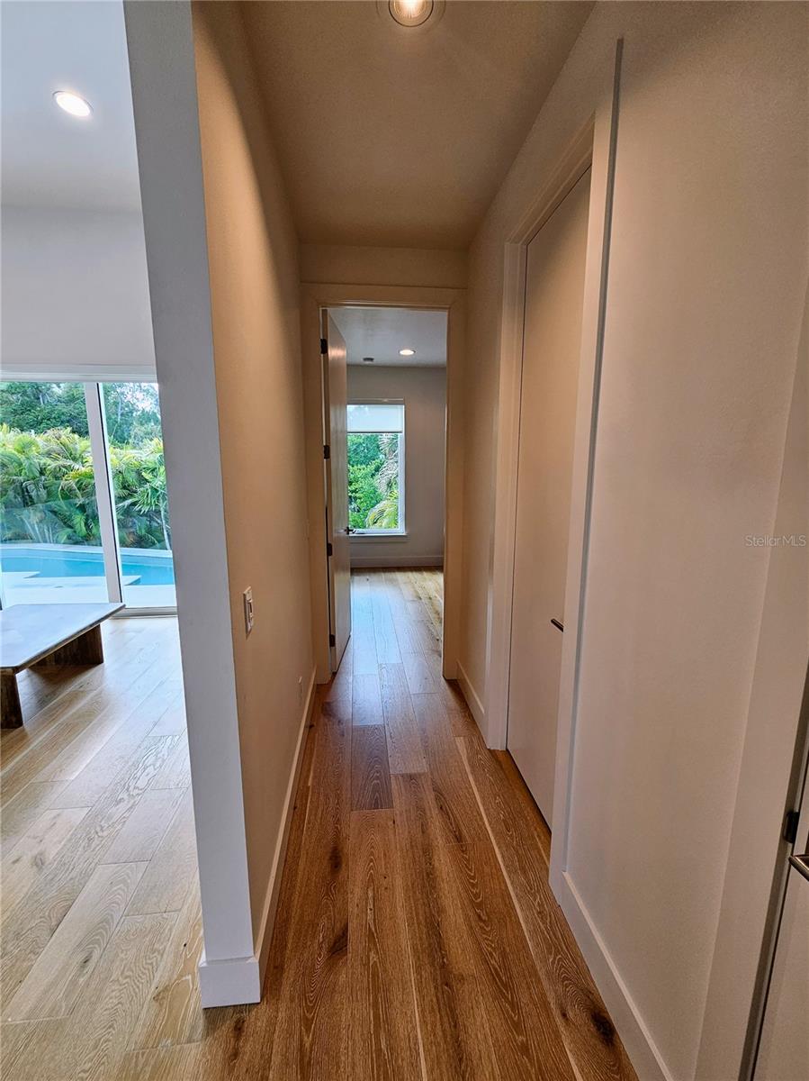 2408 Nassau St Property Photo 34