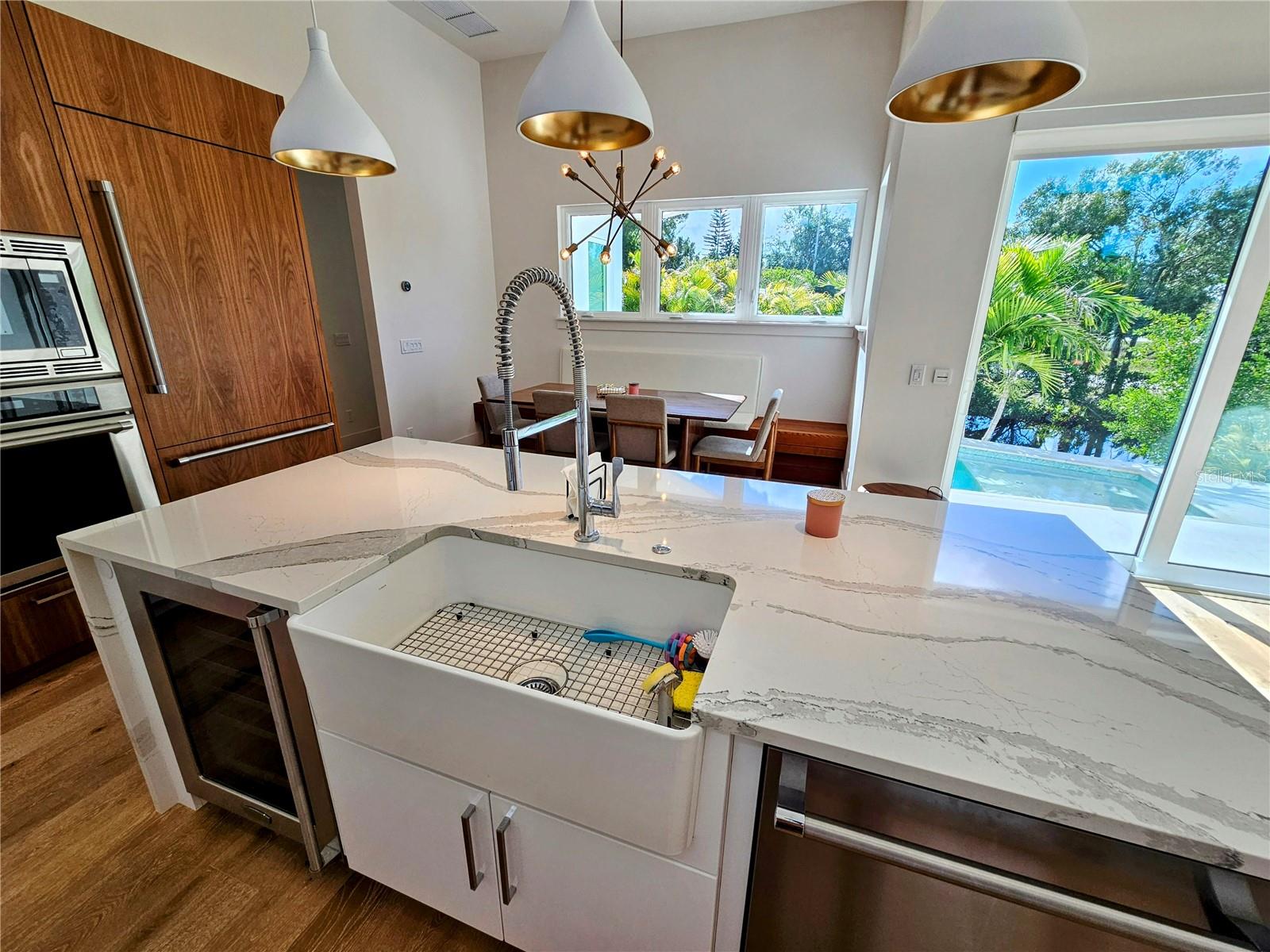2408 Nassau St Property Photo 46