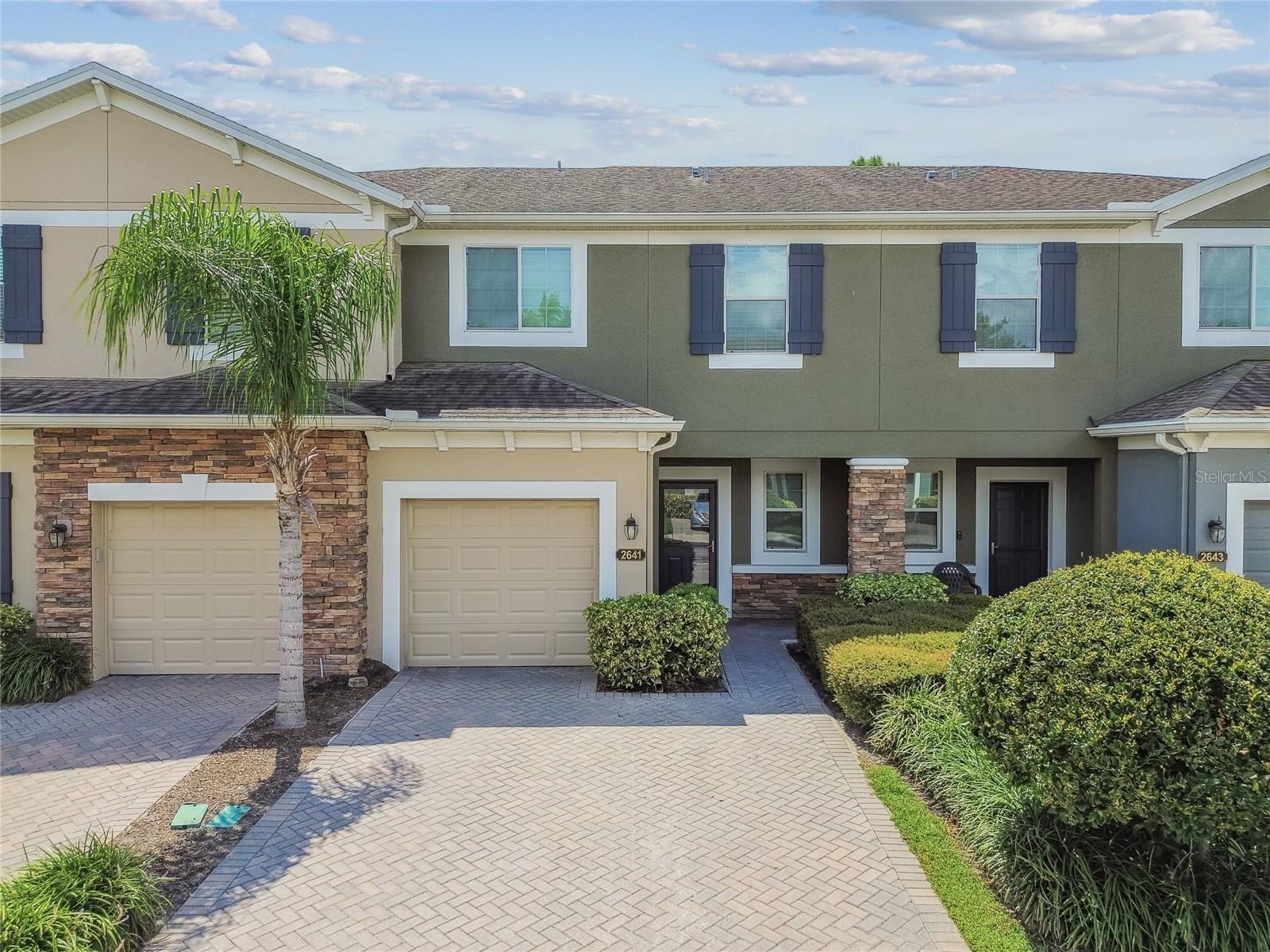 2641 River Landing Dr Property Photo 2