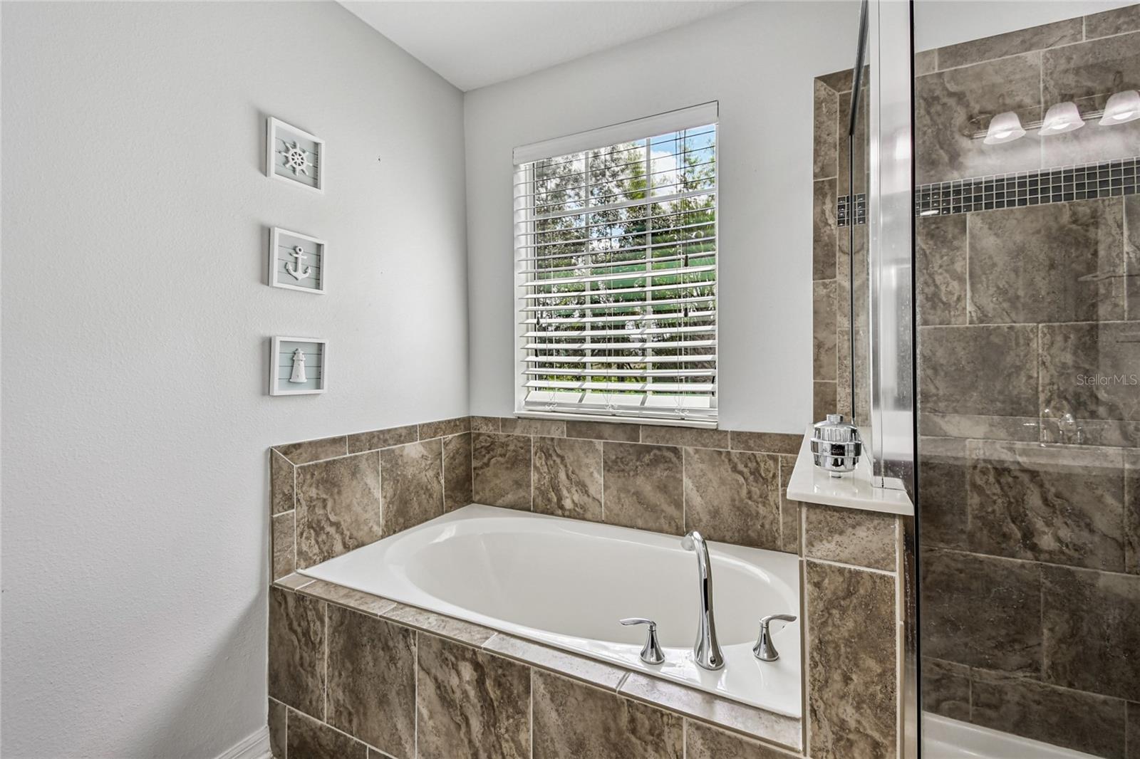 2641 River Landing Dr Property Photo 13