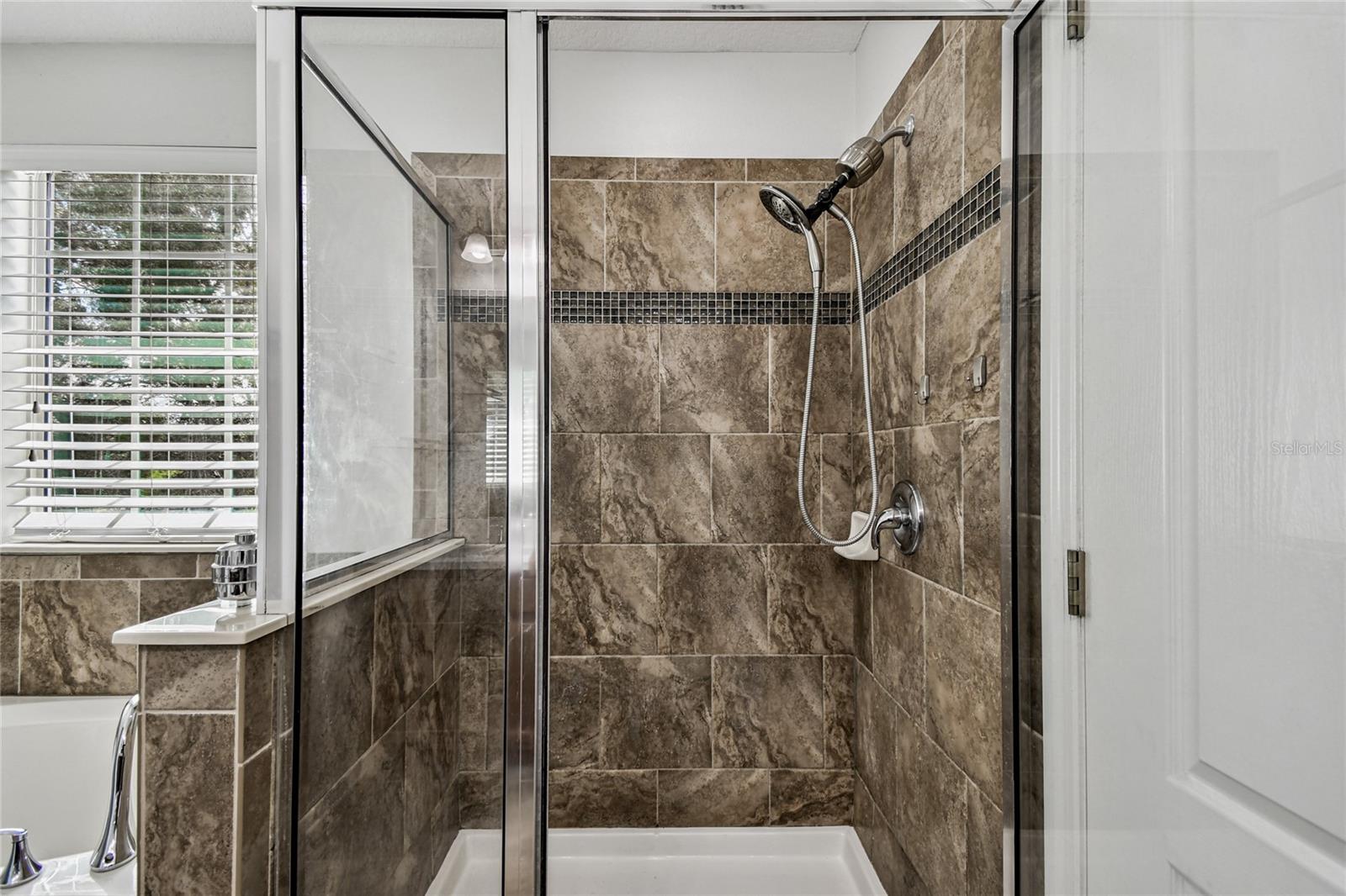 2641 River Landing Dr Property Photo 14