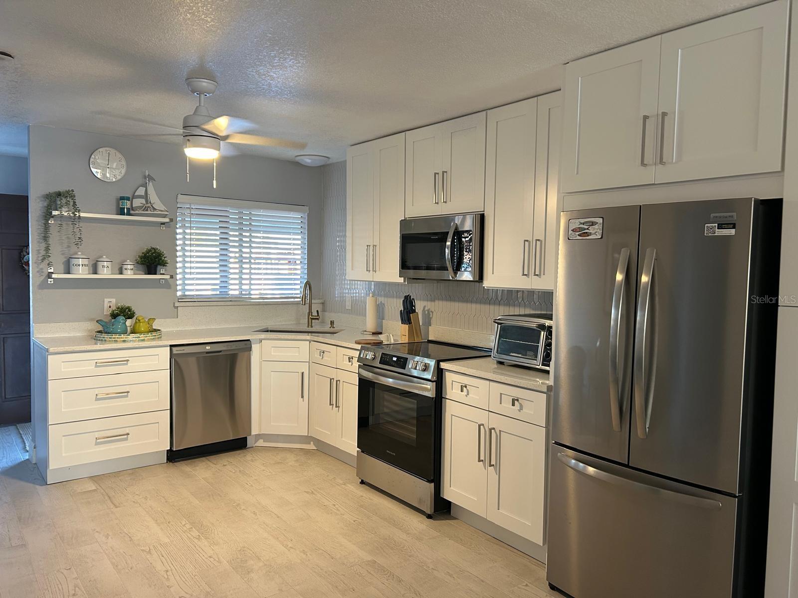 1008 Apollo Beach Blvd #210 Property Photo 10