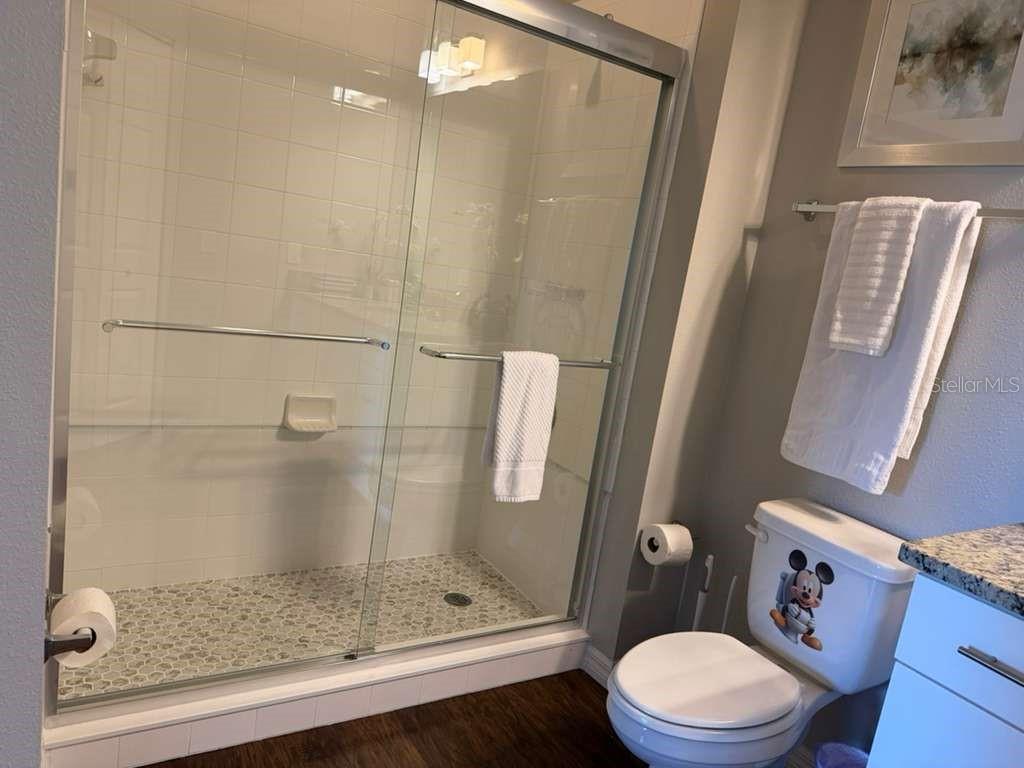 9008 Shine Dr Property Photo 37