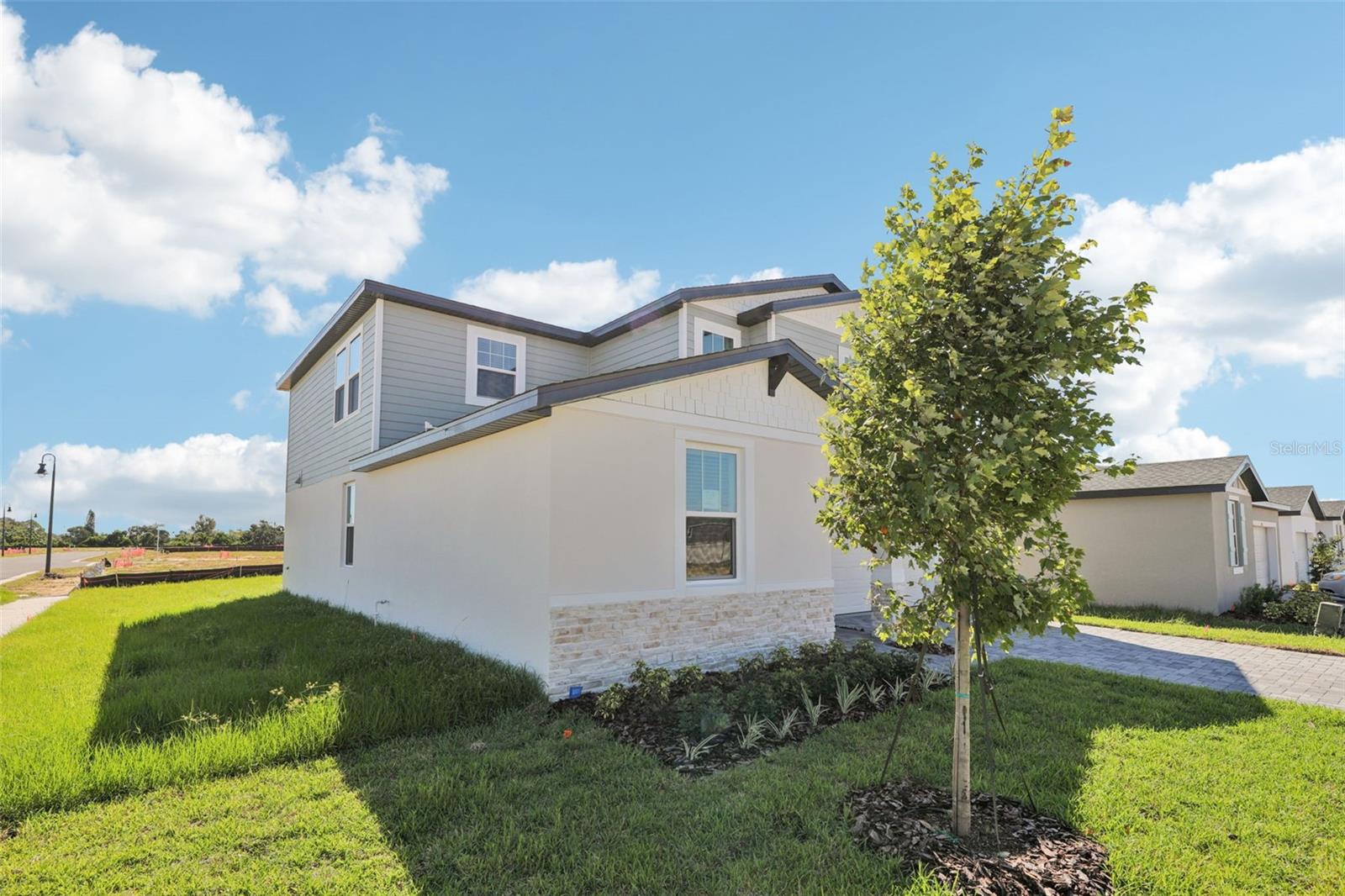5222 Green Belt Dr Property Photo 2