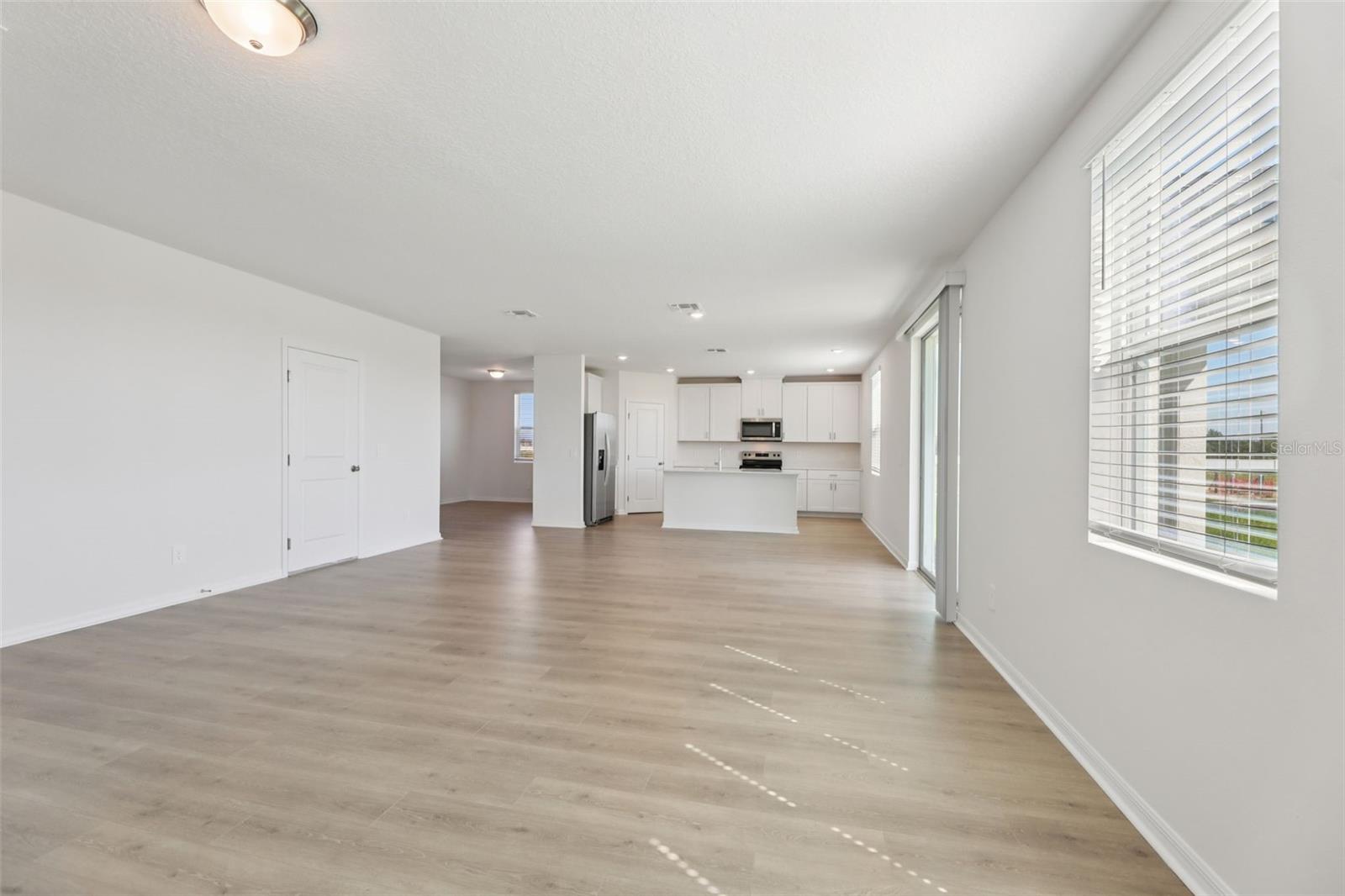 5222 Green Belt Dr Property Photo 6
