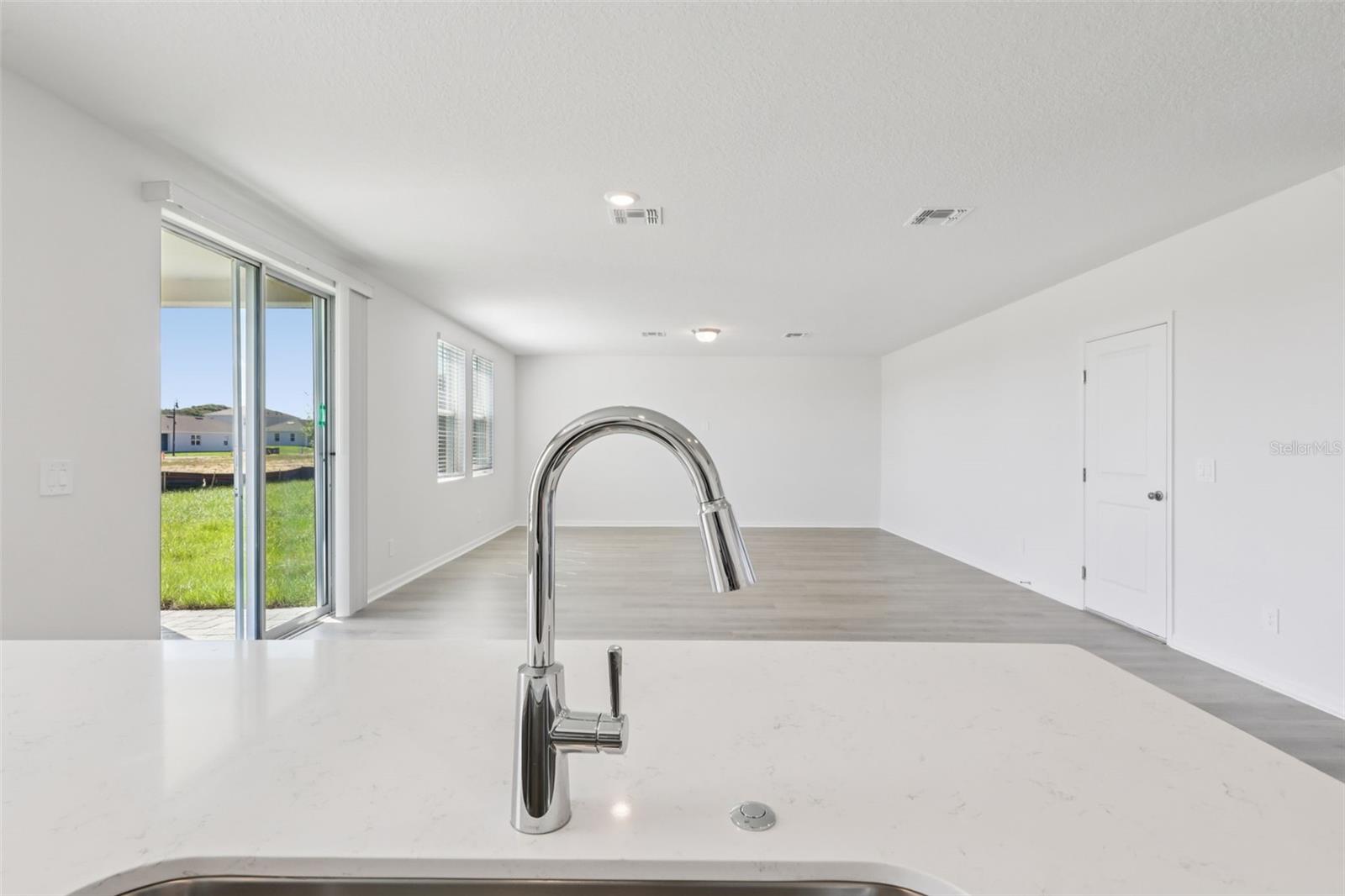 5222 Green Belt Dr Property Photo 11