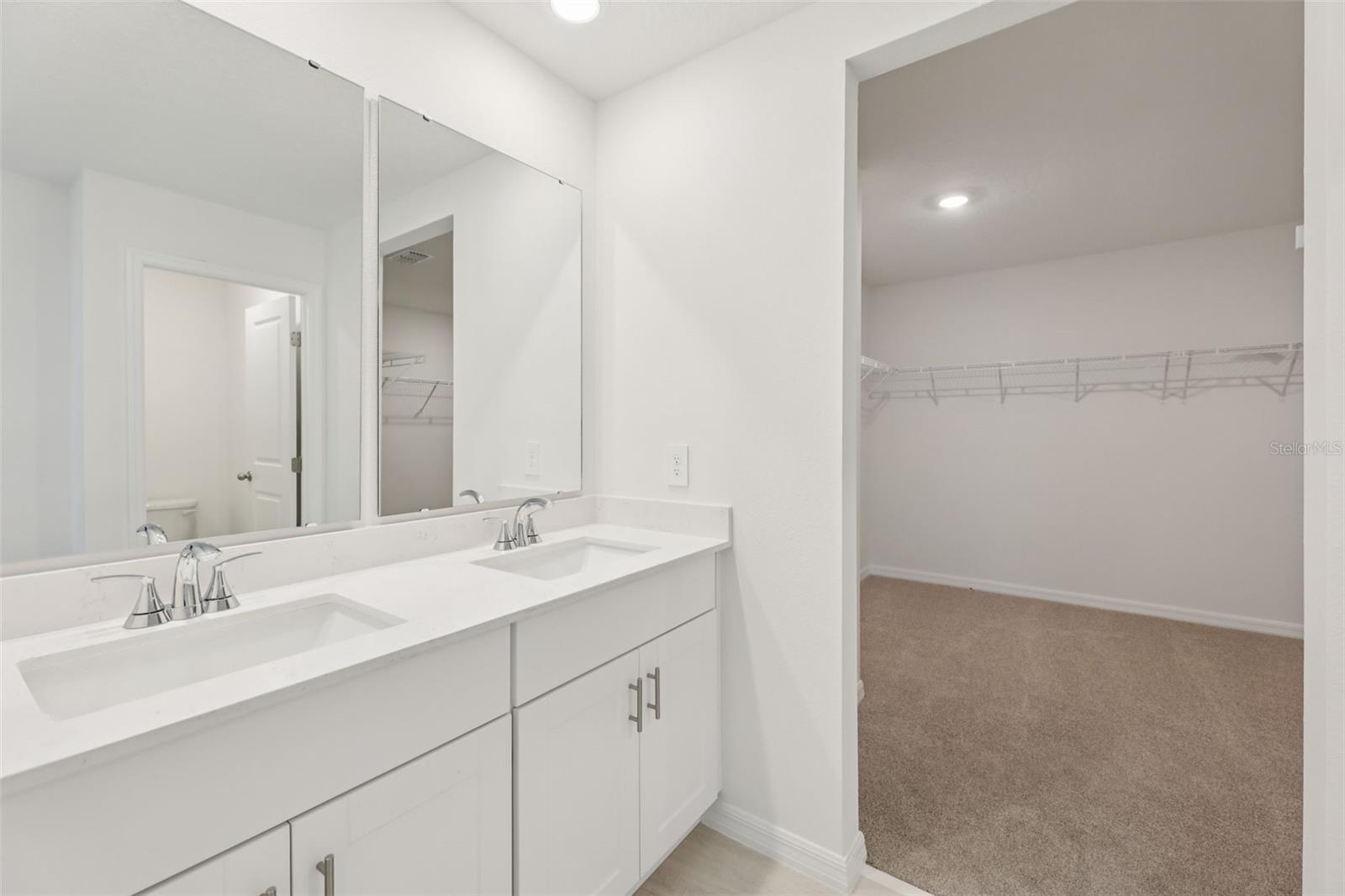 5222 Green Belt Dr Property Photo 24