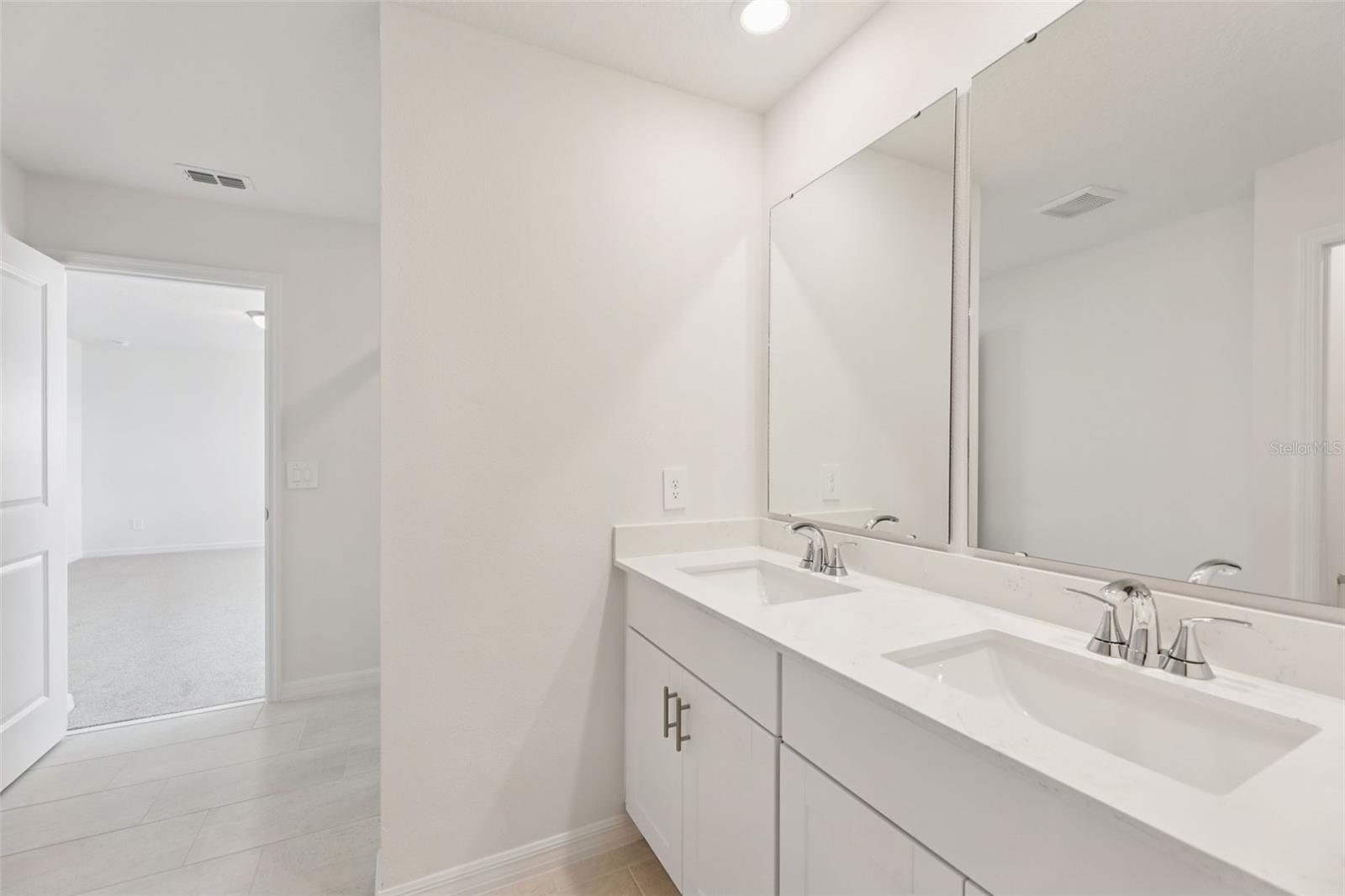 5222 Green Belt Dr Property Photo 25