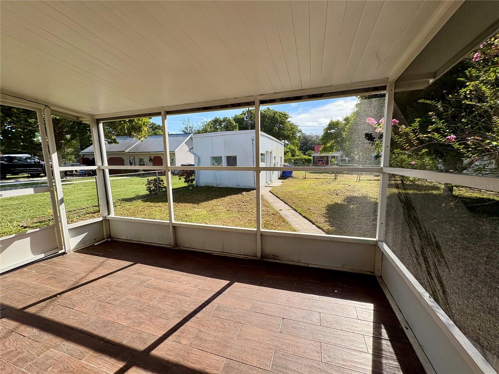 433 Pennsylvania Ave Property Photo 3