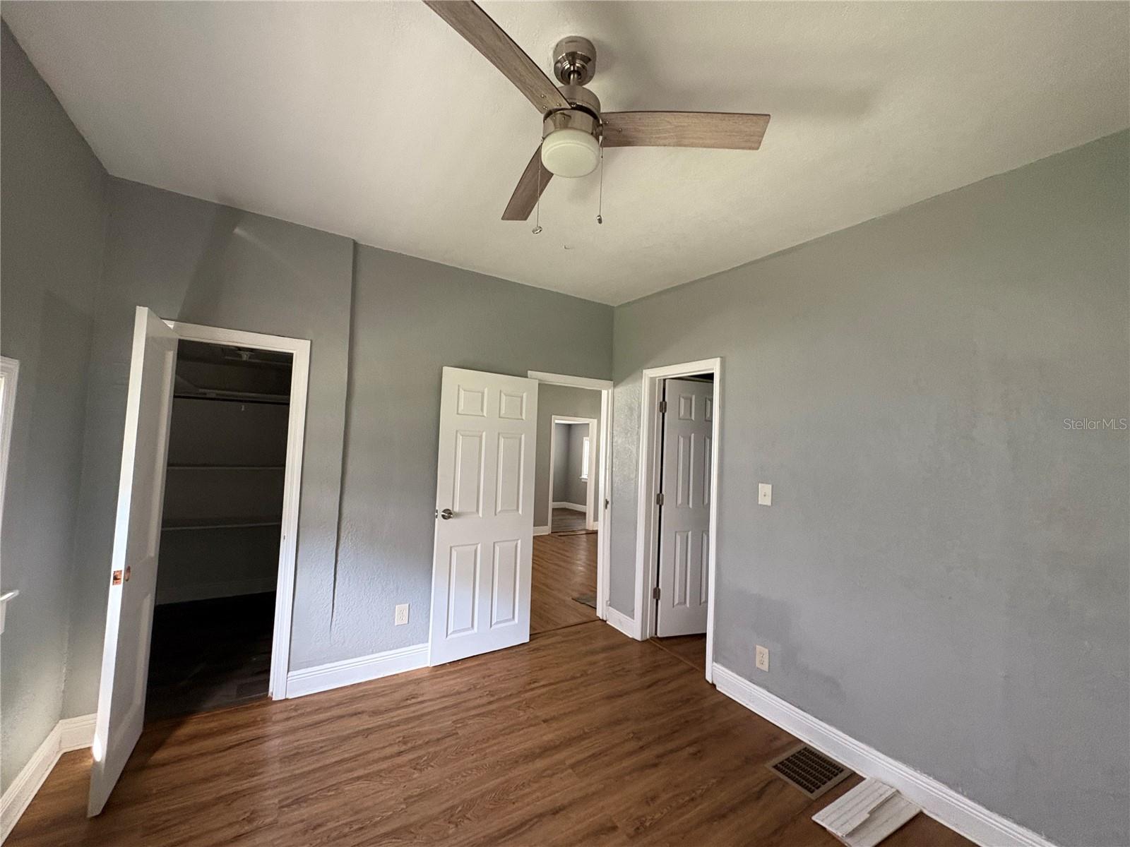 433 Pennsylvania Ave Property Photo 19