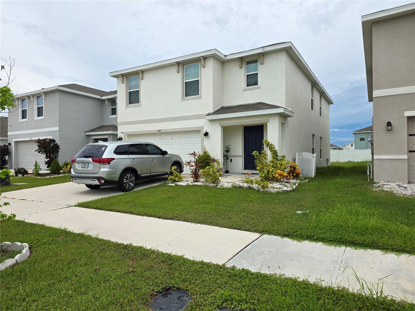 566 Sunlit Coral St Property Photo 1