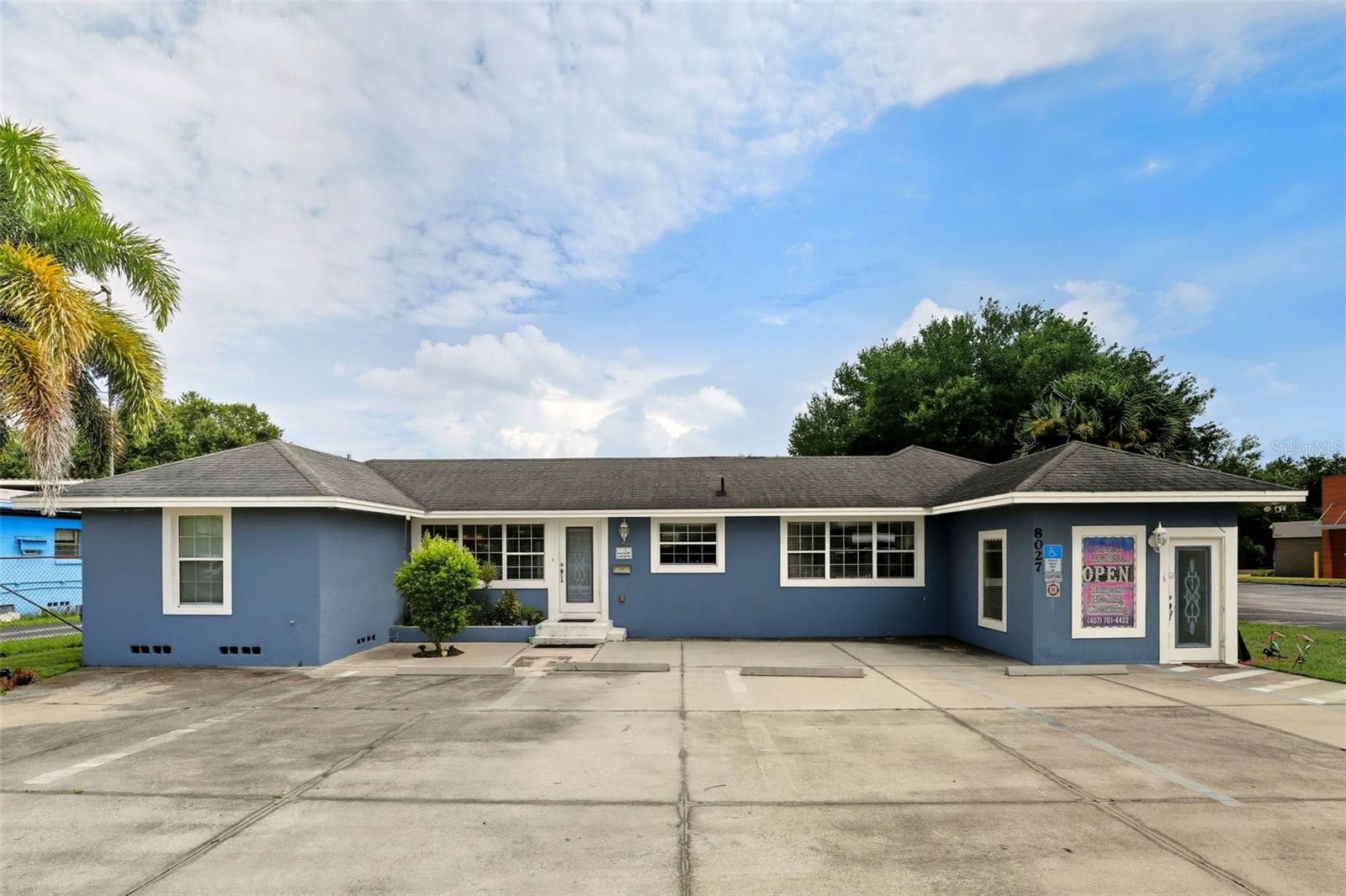 8027 S Orange Ave Property Photo 4
