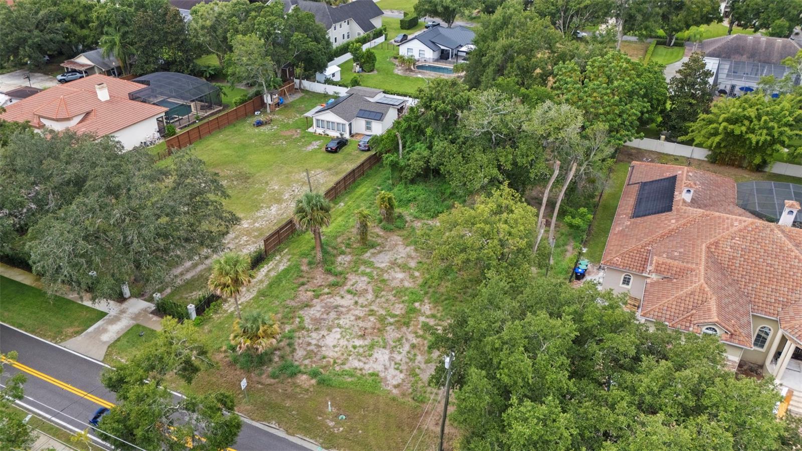 1516 Hempel Ave Property Photo 23
