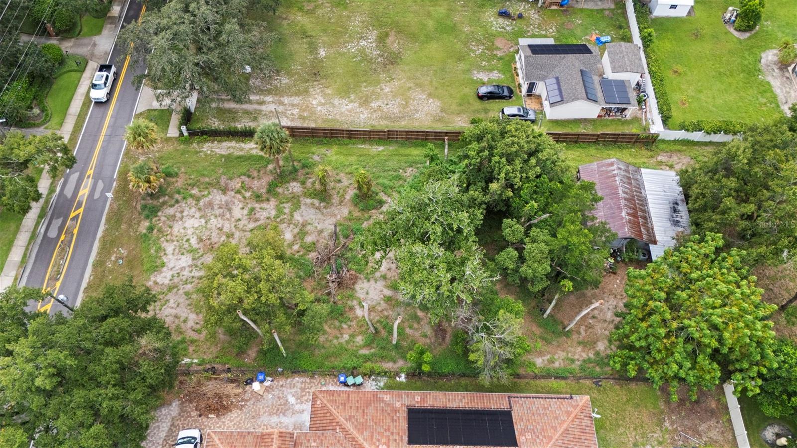 1516 Hempel Ave Property Photo 26