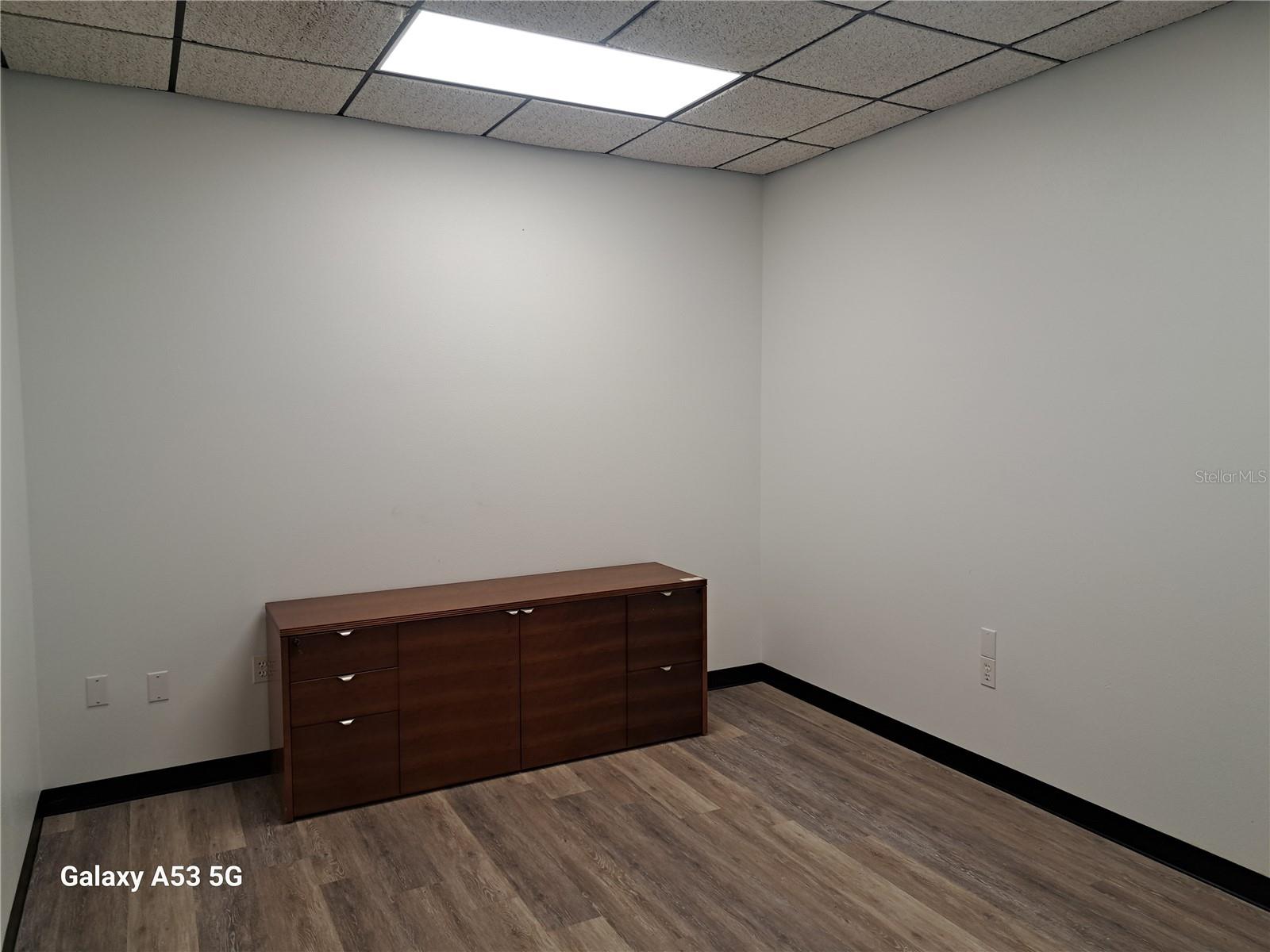 6481 Deland Ave Property Photo 10